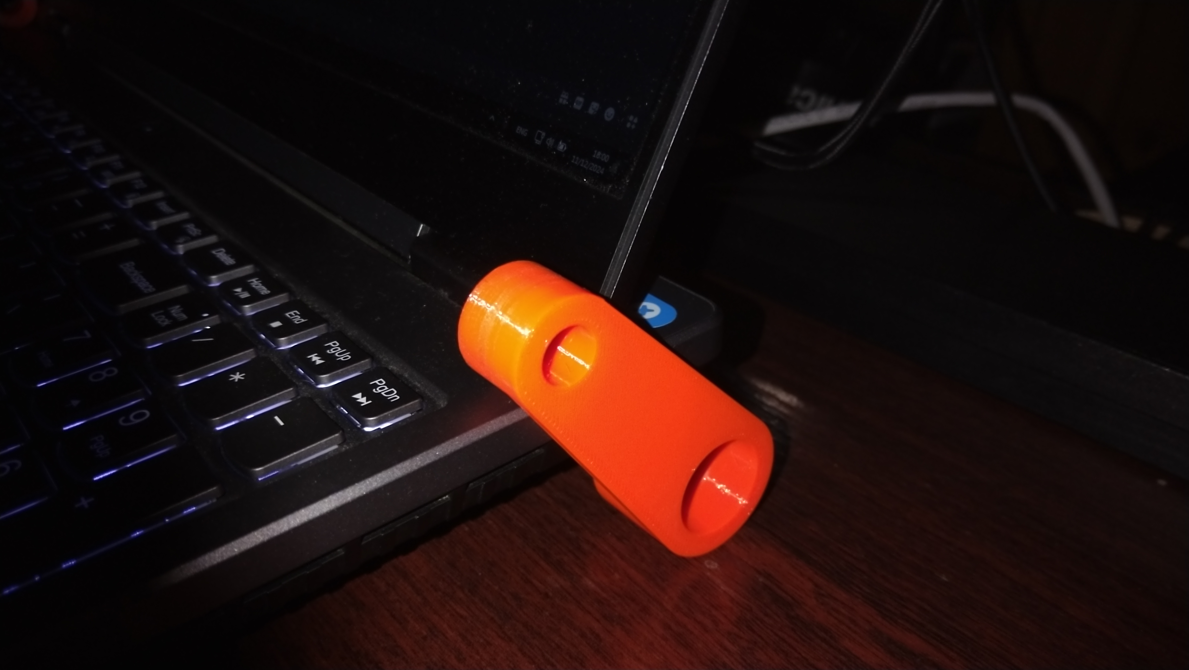 Universal Laptop Stand