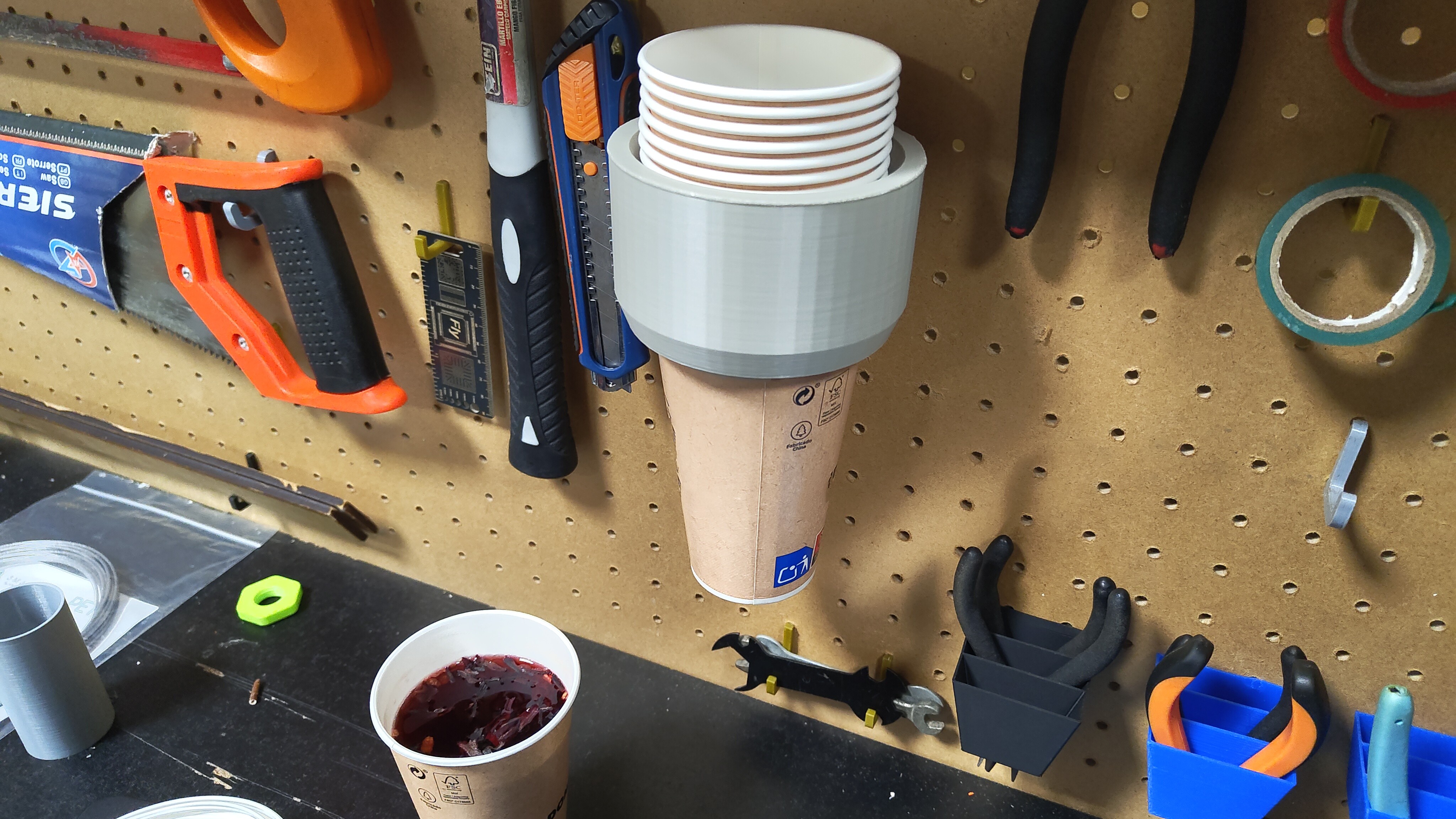 dispenser cup