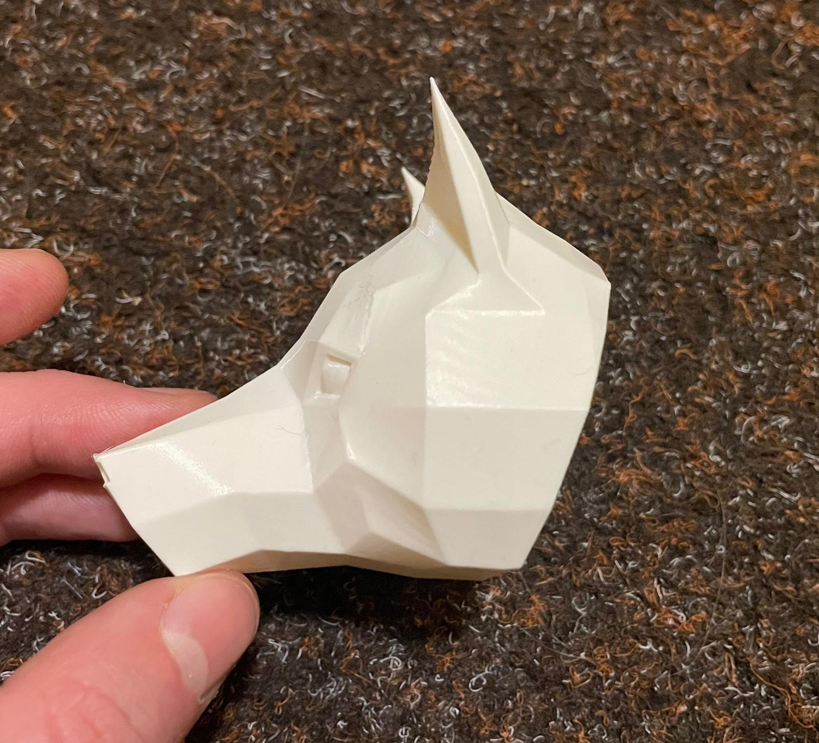 Lowpoly wolfhead — thumbnail 2