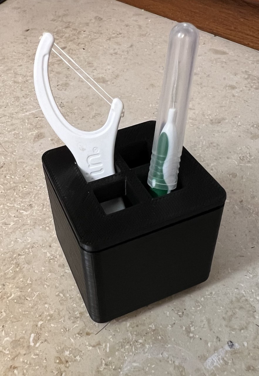 Interdental brush / floss pick holder lid for gridfinity 1x1 bin
