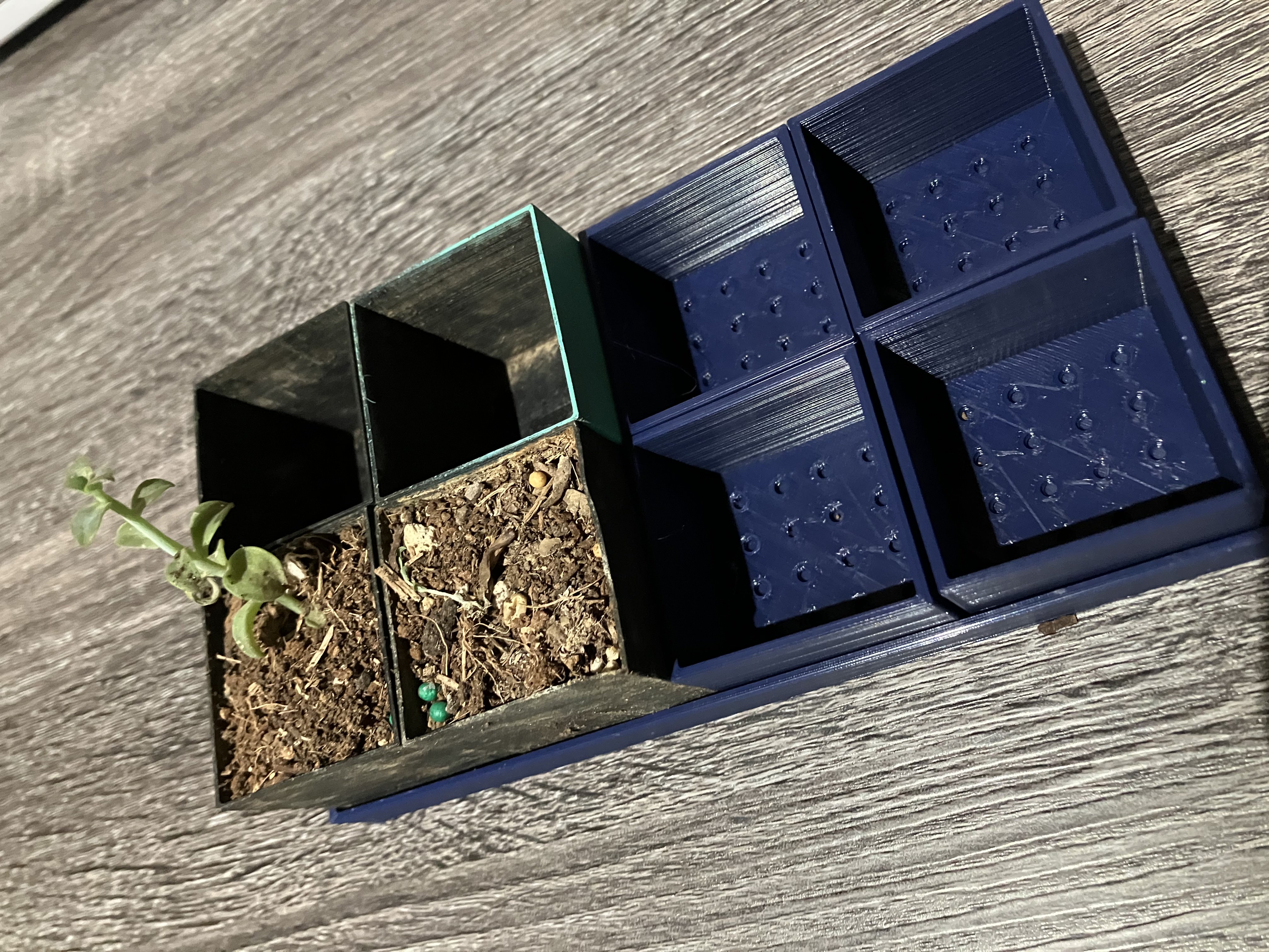 Square Plant Pot with Plant Saucer/Tray