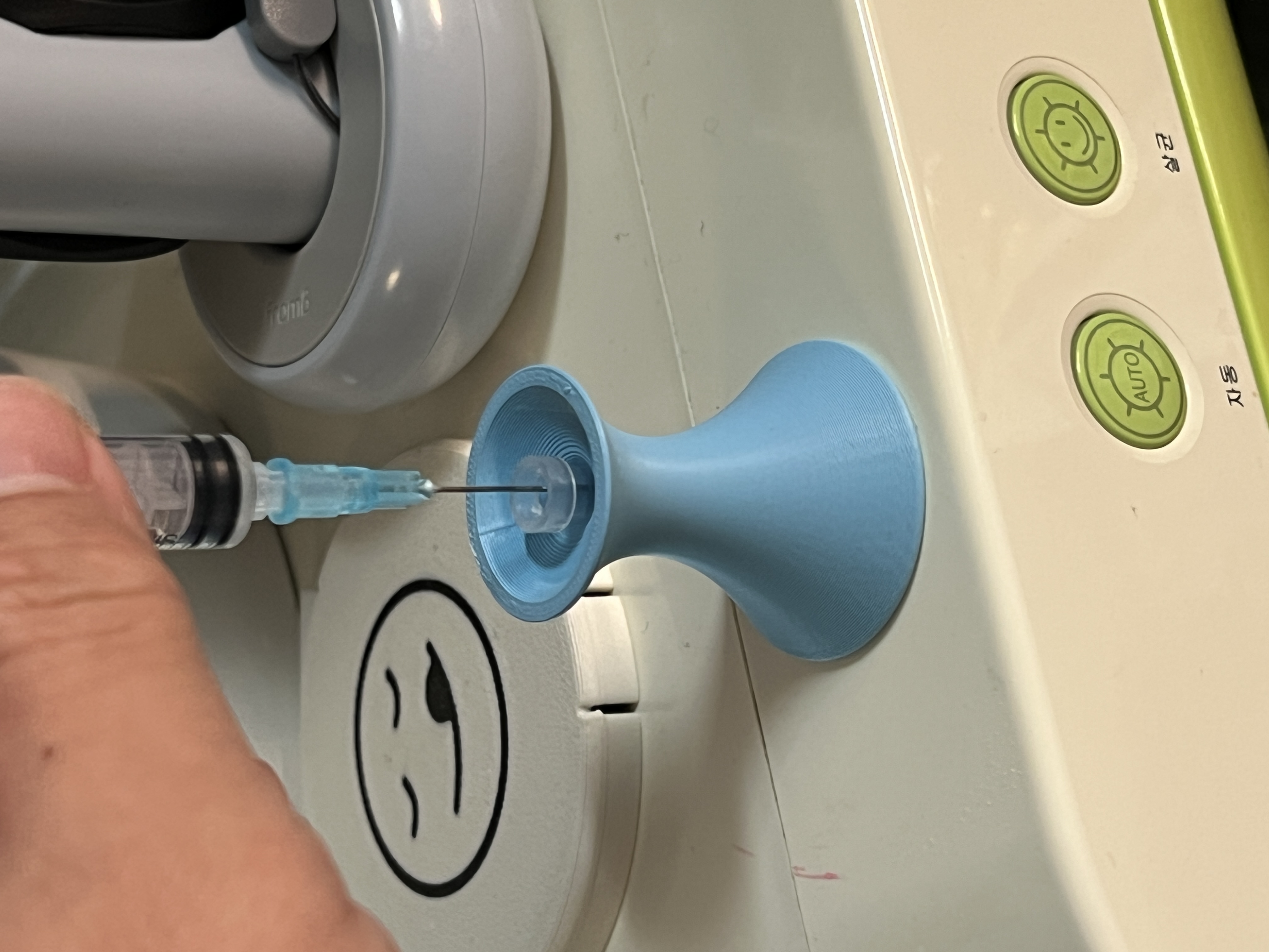 Miniatura 3 do modelo 3D Simple Needle Recapping Device.