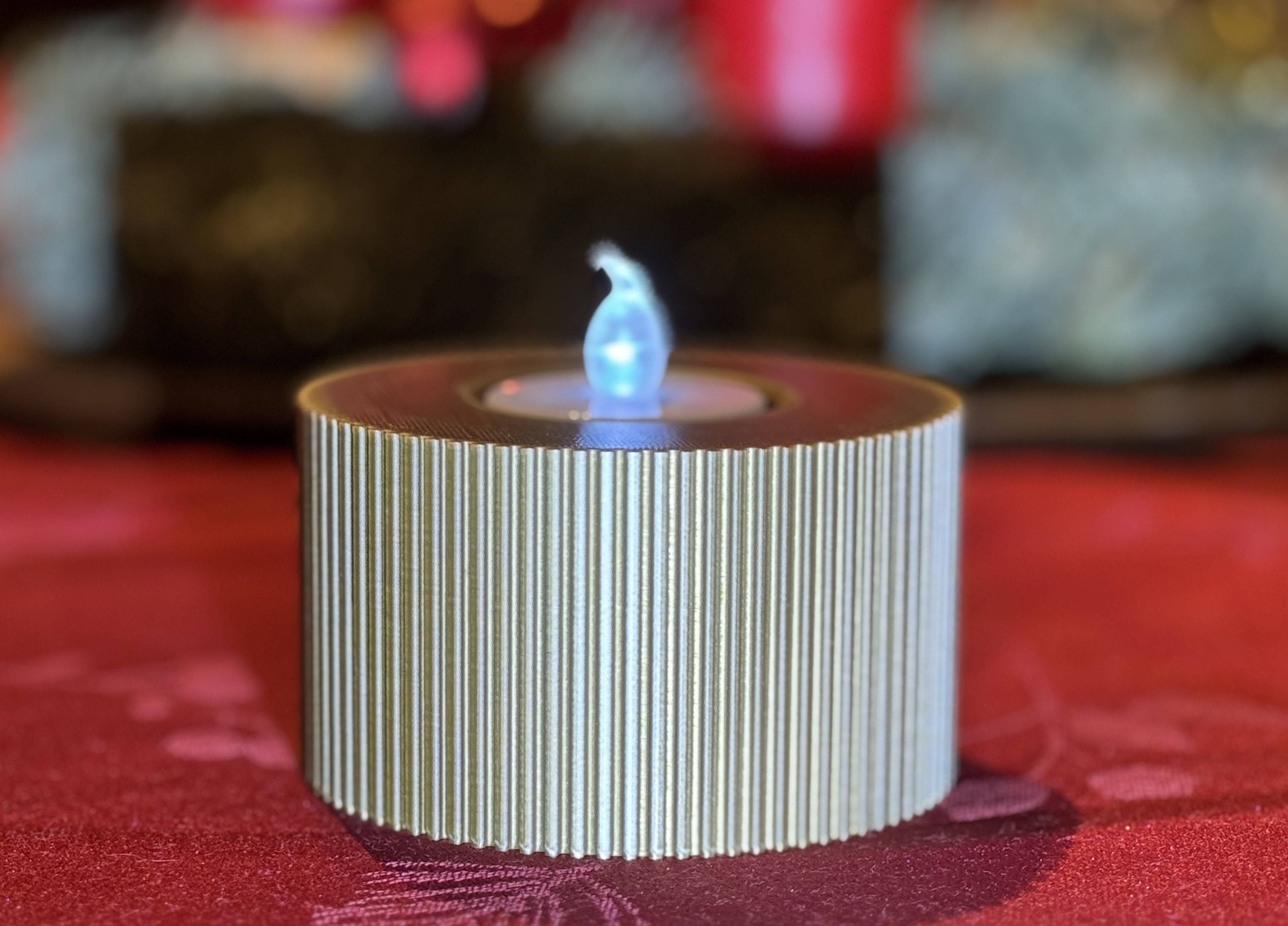 Modern Ribbed Tealight Holder - Festive & Versatile Design