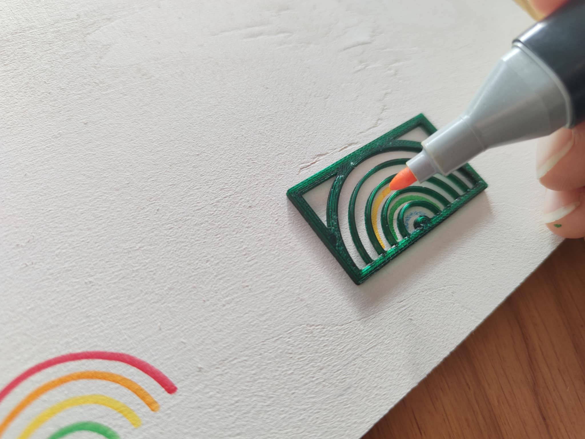 Simple rainbow drawing template