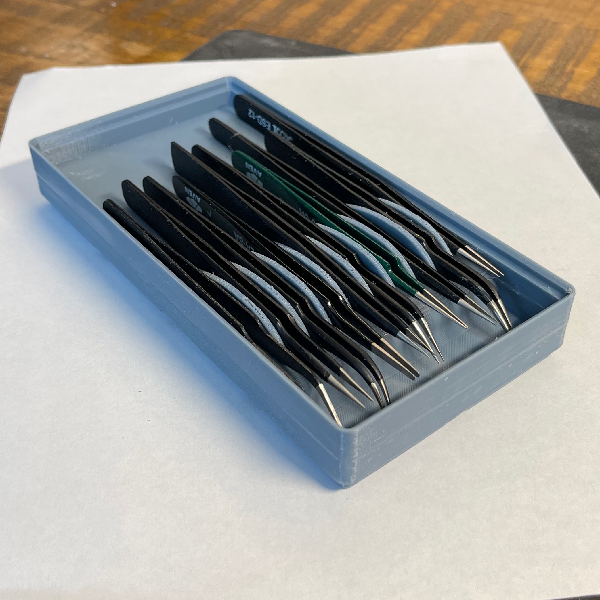 Gridfinity Tweezers Box - Über Optimized