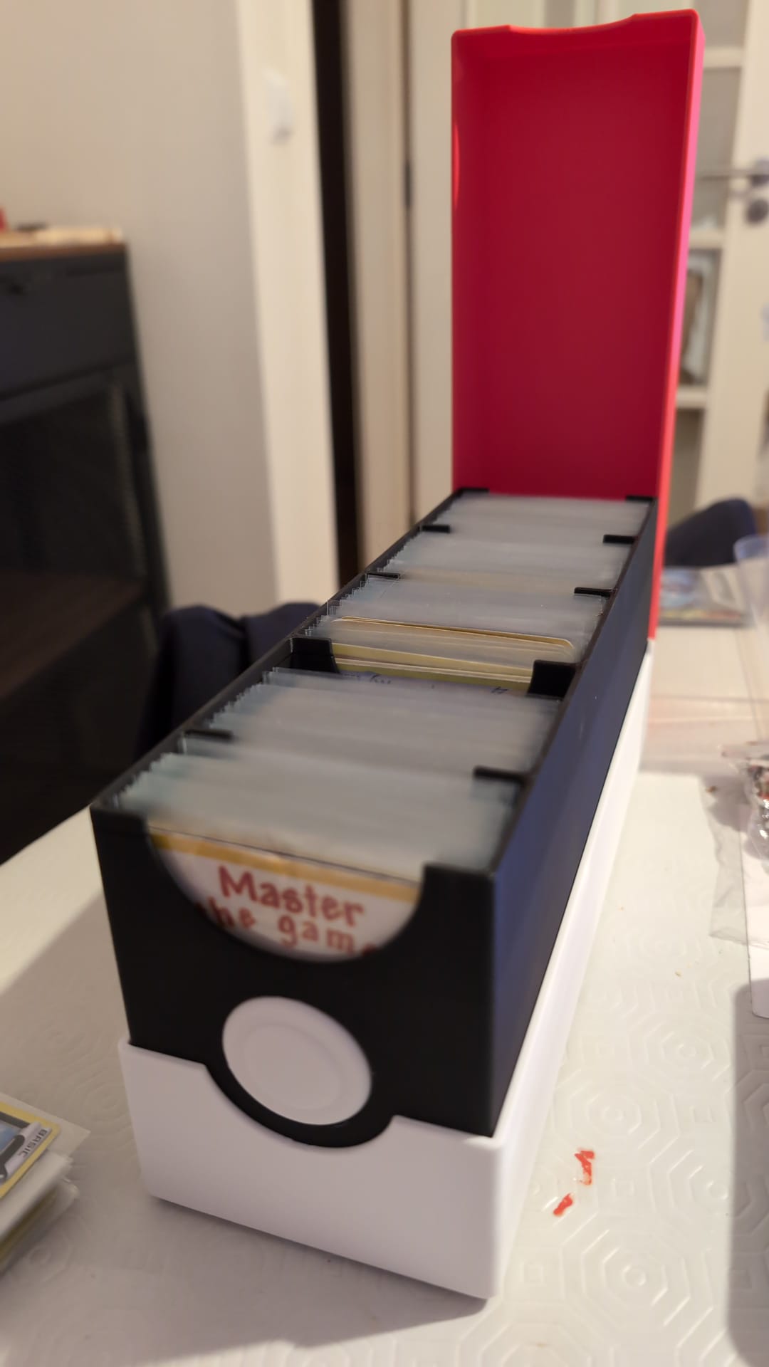 Miniatura 5 do modelo 3D Pokemon Card Storage Boxes