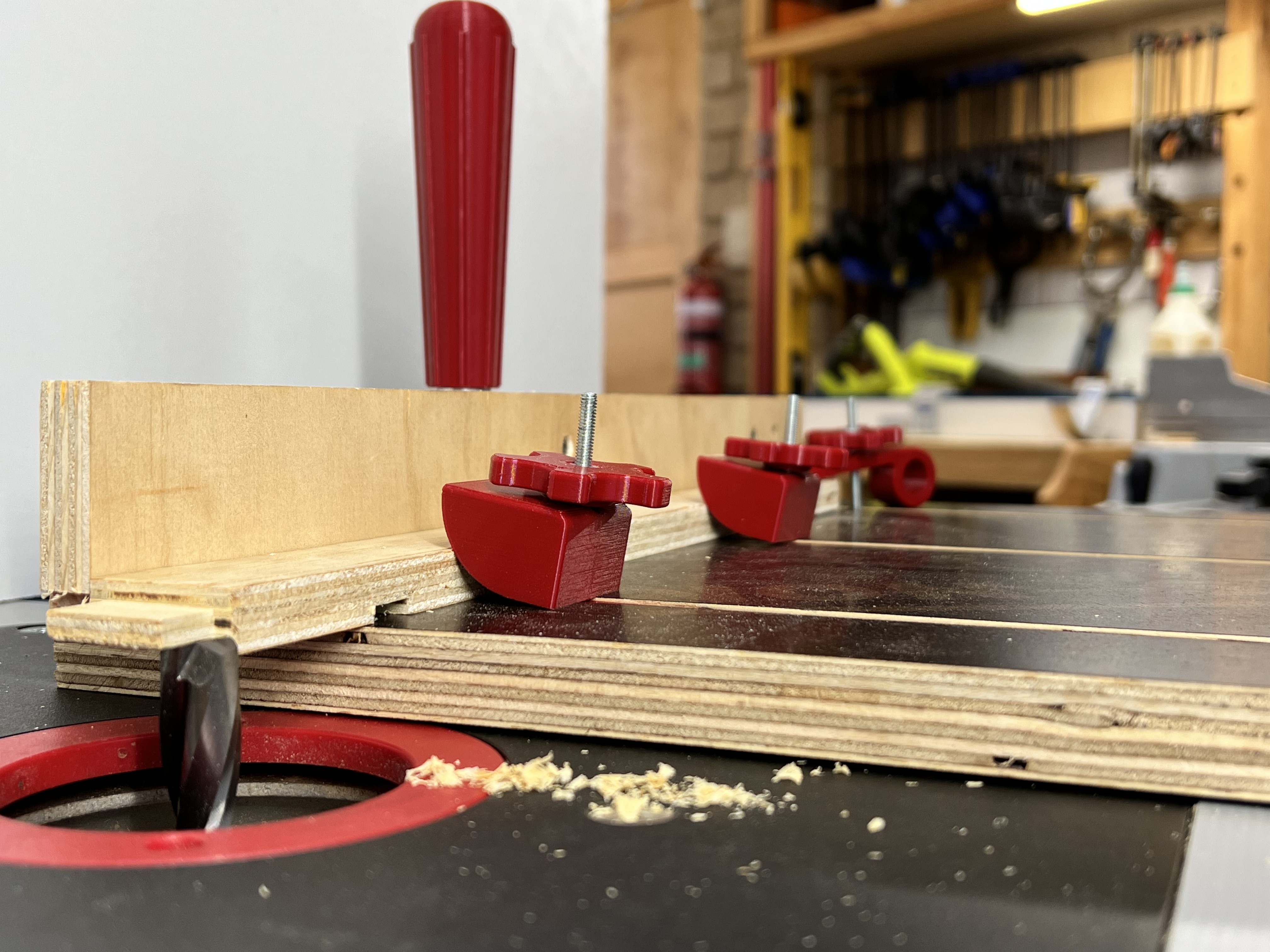 Jig clamps, glide rials, dovetail sliders and a handle.