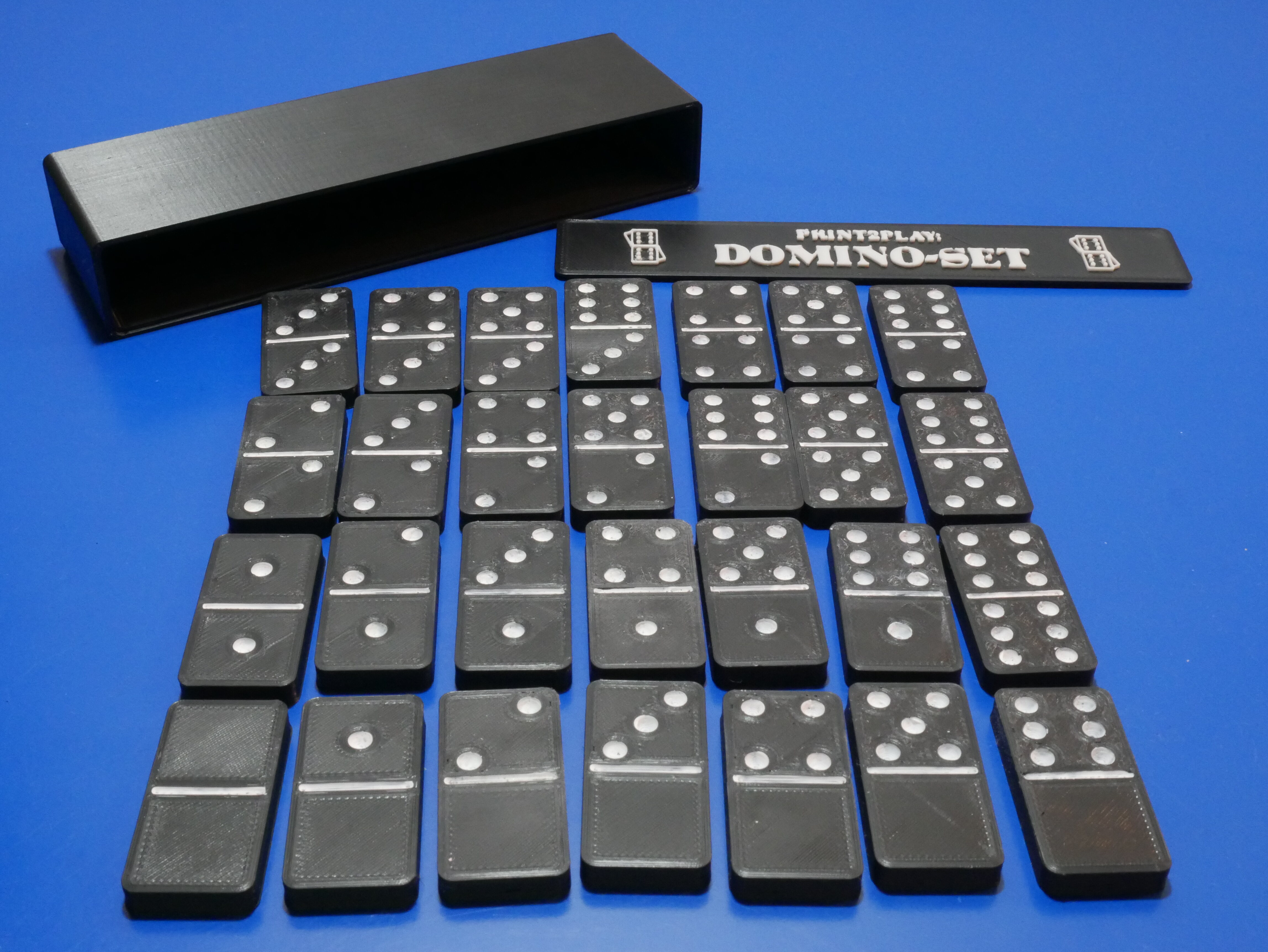 Print2Play: Domino Set with Storage Box