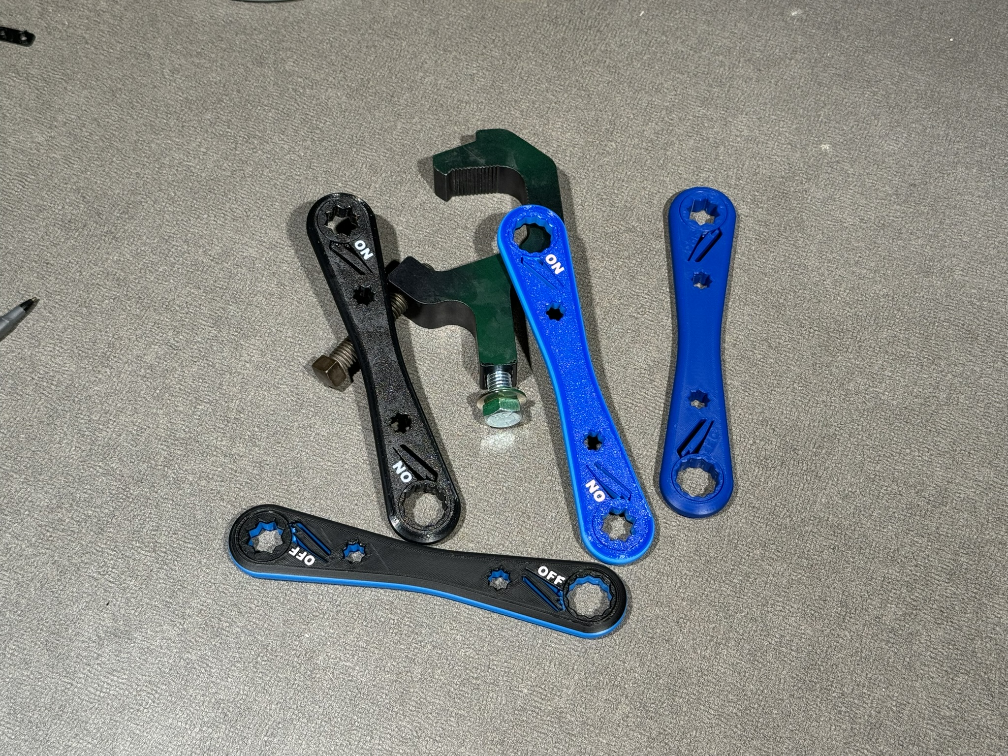 Lighting Ratcheting Focus Wrench (3/4, 5/8)