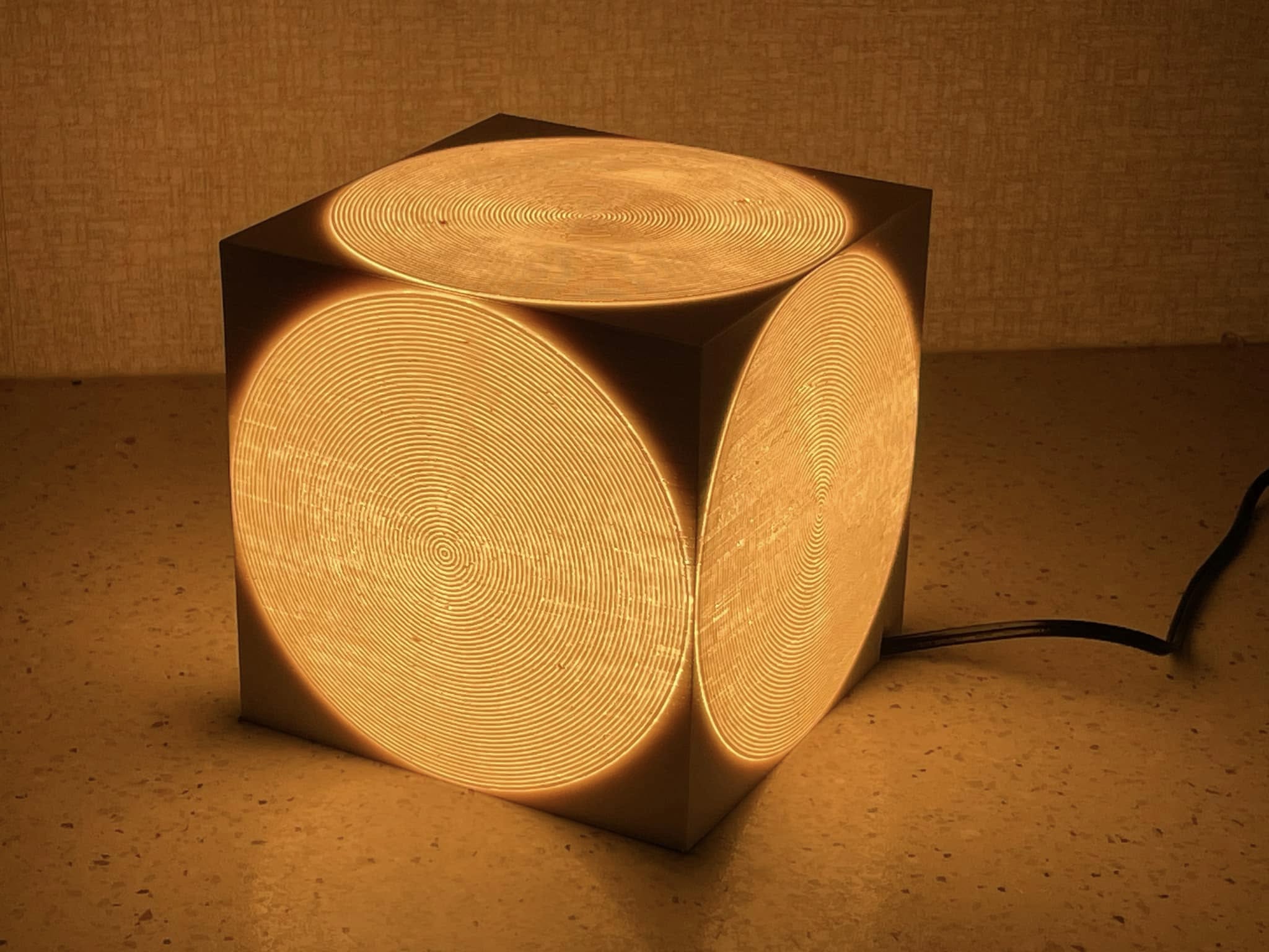 Cube Lamp