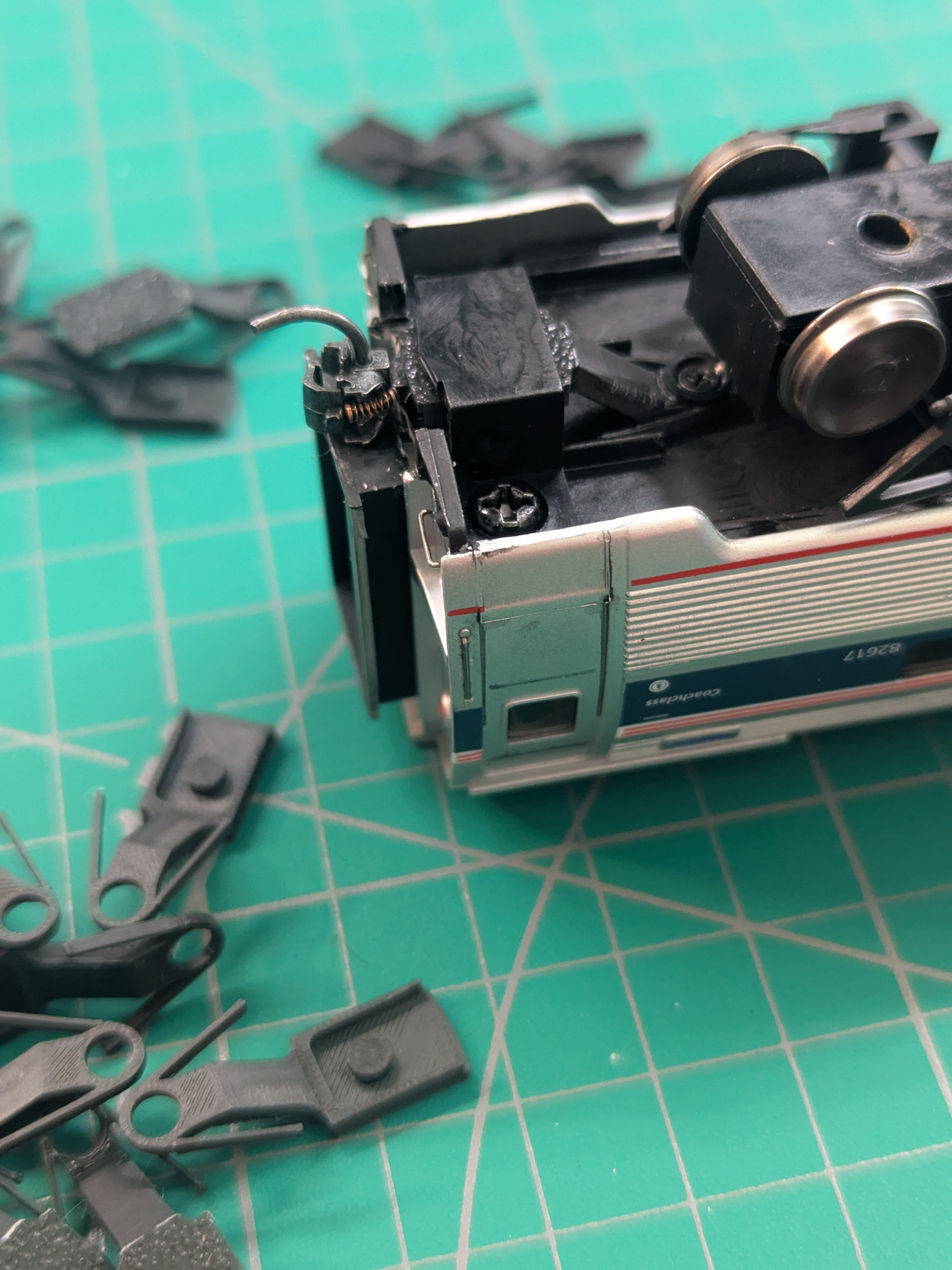 Amfleet coupler yokes for Walthers & Bachmann