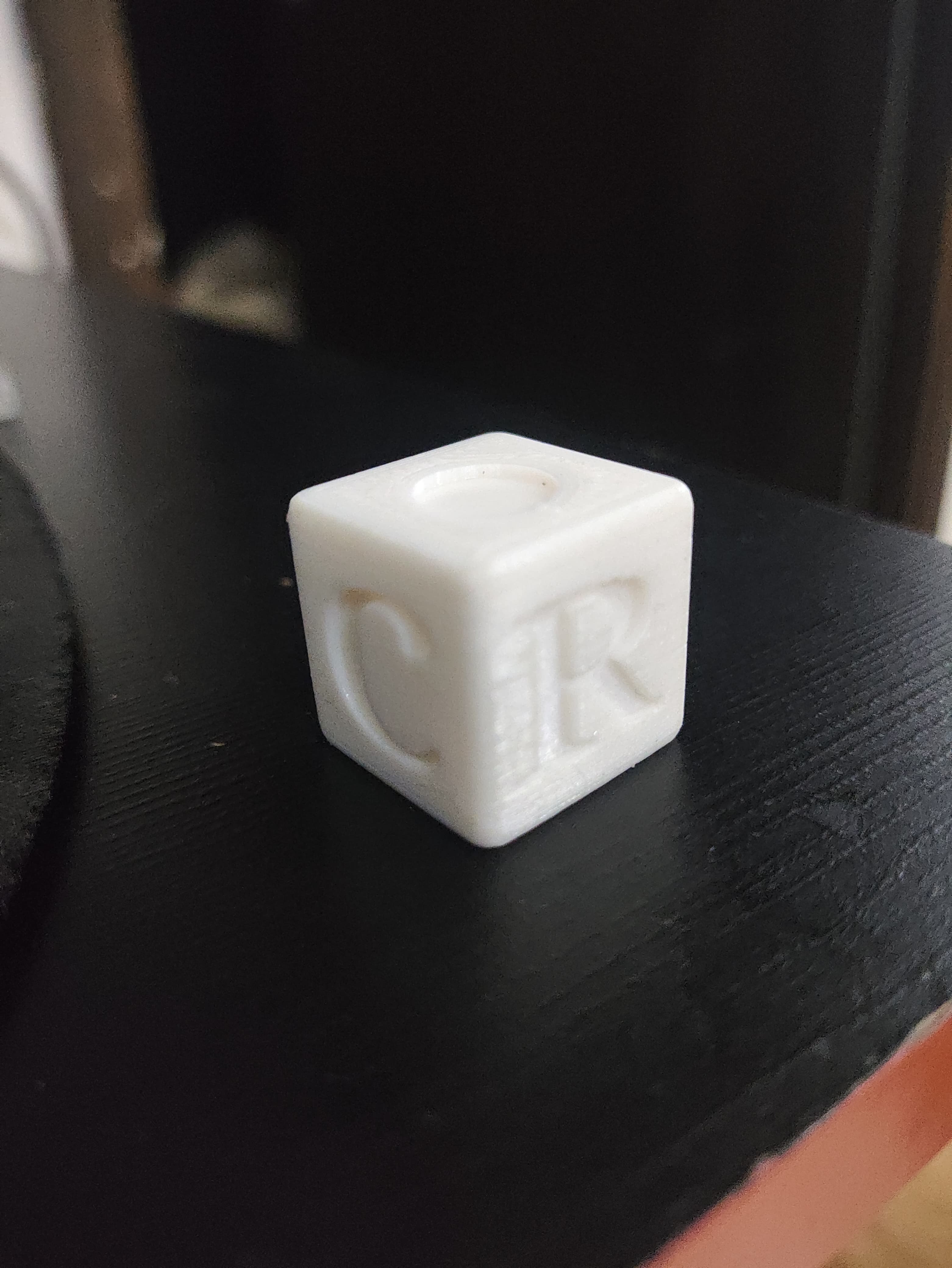 rounded dice (Left, Right, Center, Dot)