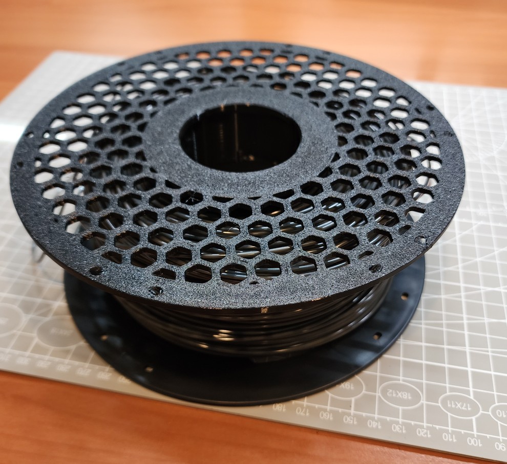 Improved Bambu Lab Reusable Spool Holder - 73mm version