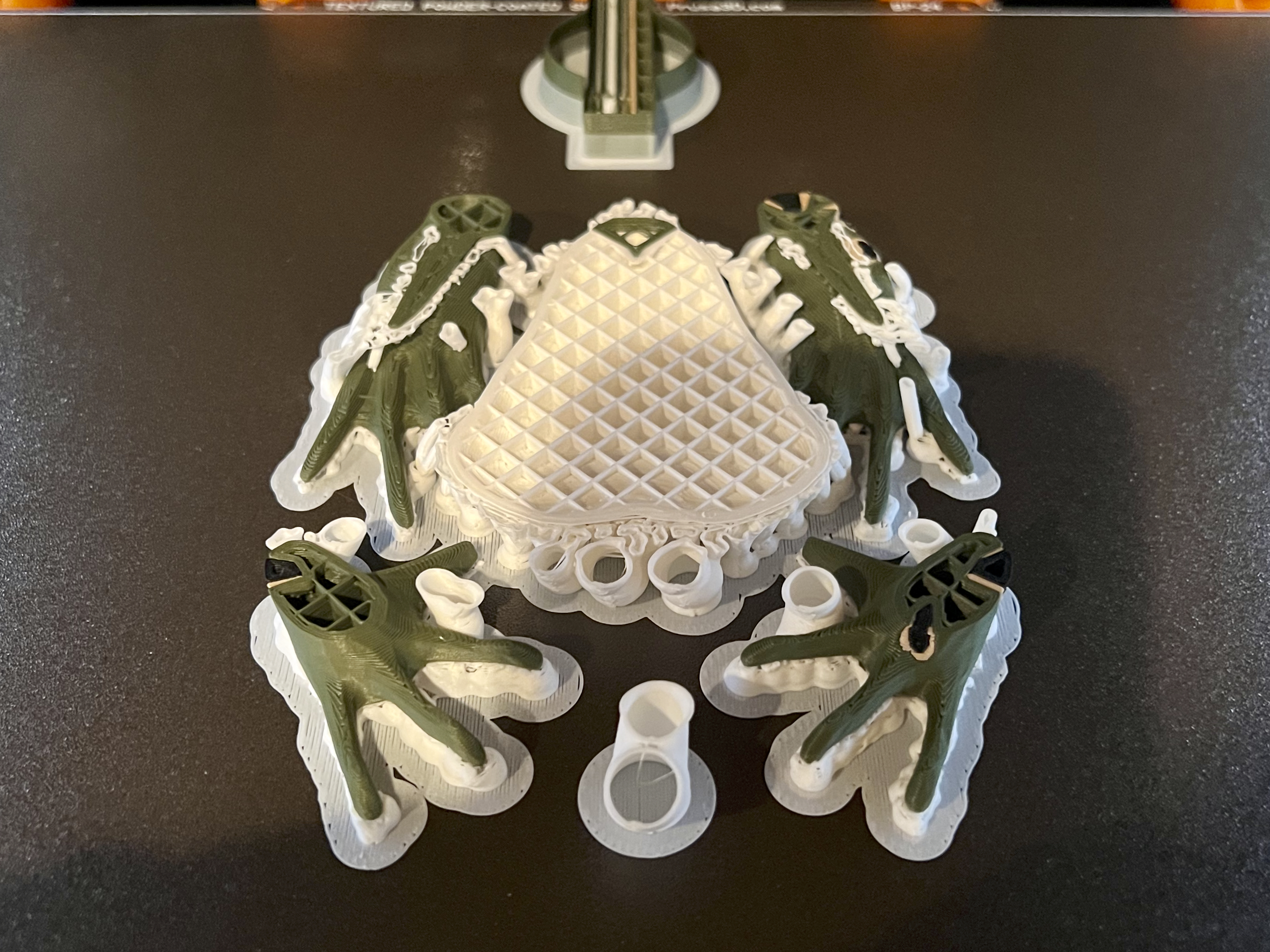Miniatura 2 do modelo 3D Multi-material Frog with Drawer