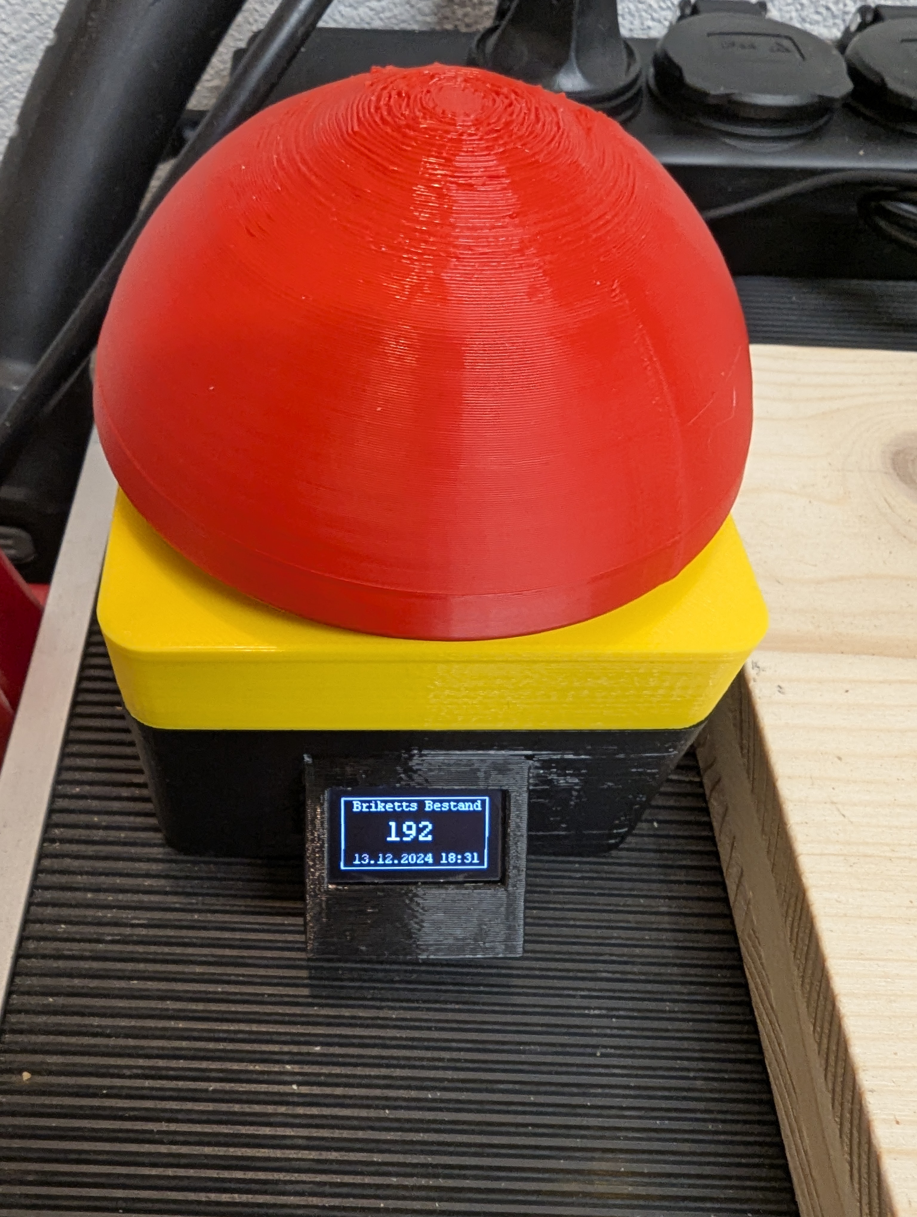 Bottom for "Big Red Button" with Wemos Mini D and SSD1306 OLED Display