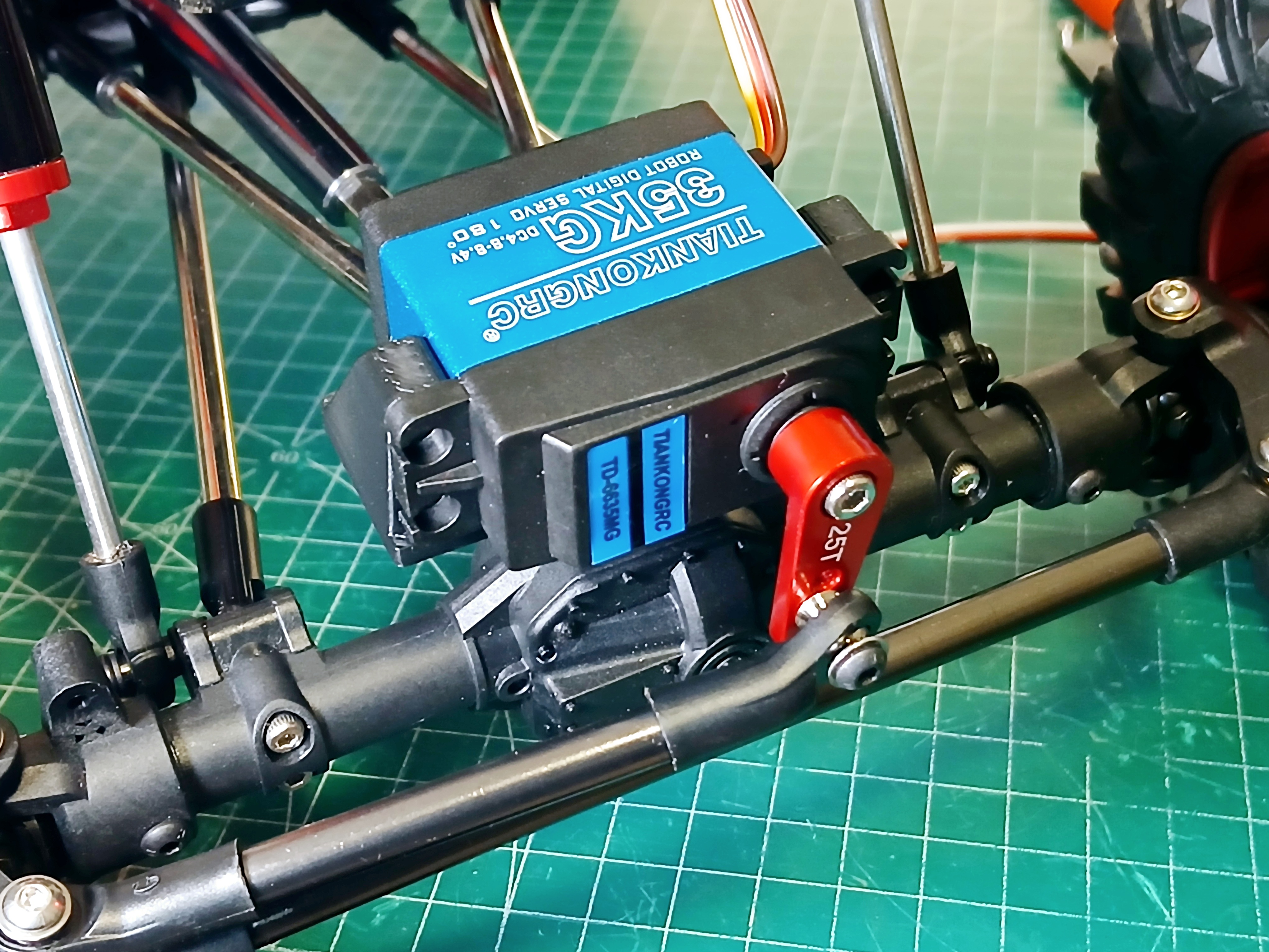 RC Crawler 1/10 Servo Mount