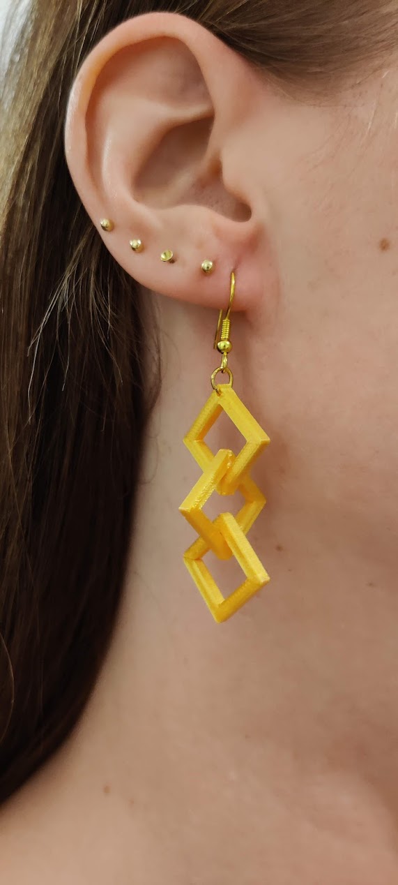 Ear Pendants / Ohranhänger / Earrings