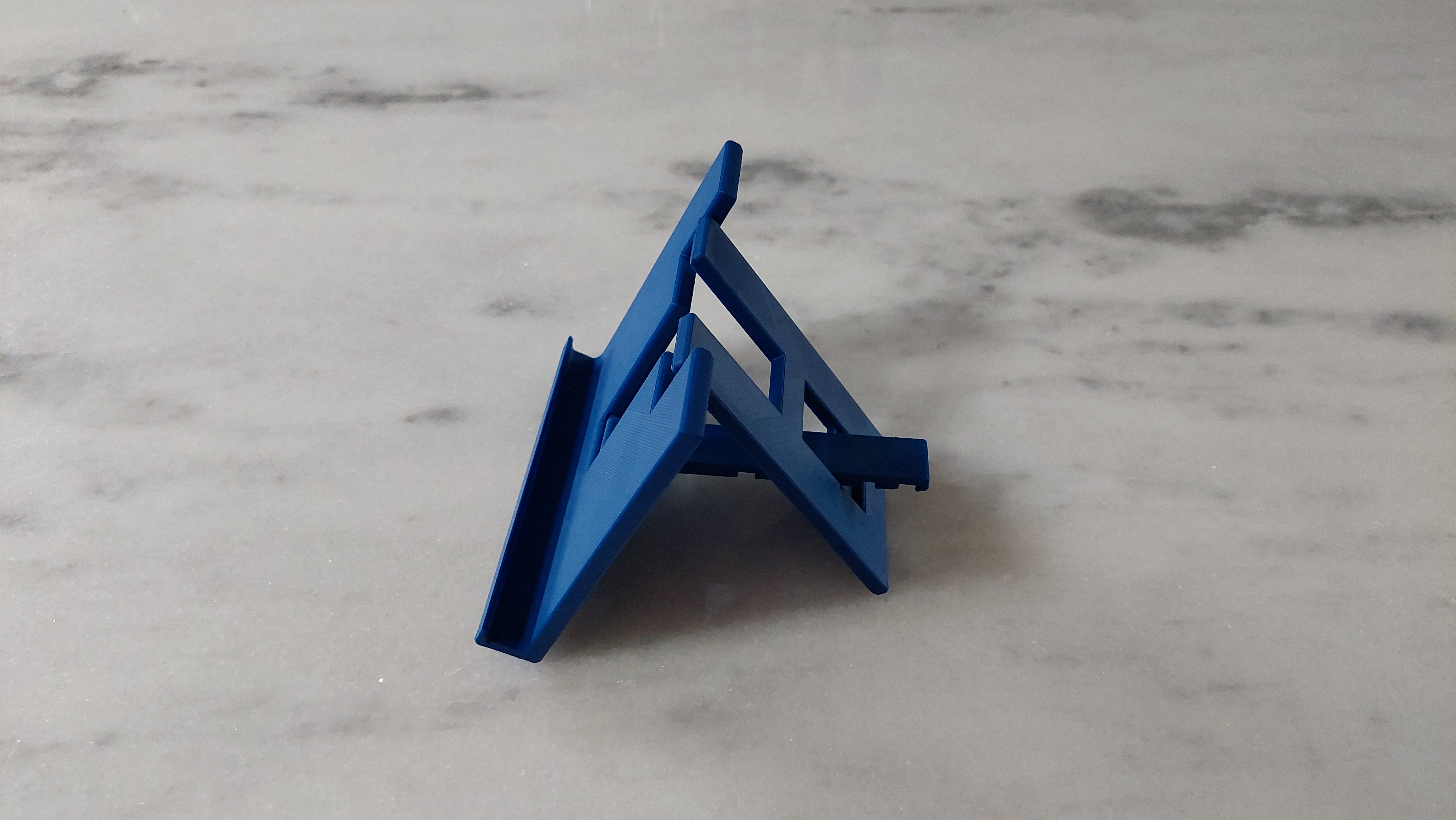 Miniatura 2 do modelo 3D Adjustable Tablet Stand