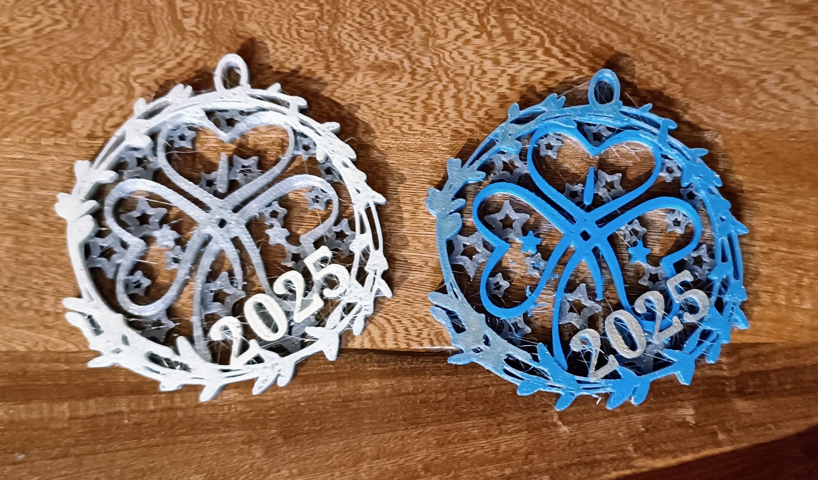Trefoil of the Argentine Guides Christmas Ornament: Illuminate Your Holidays