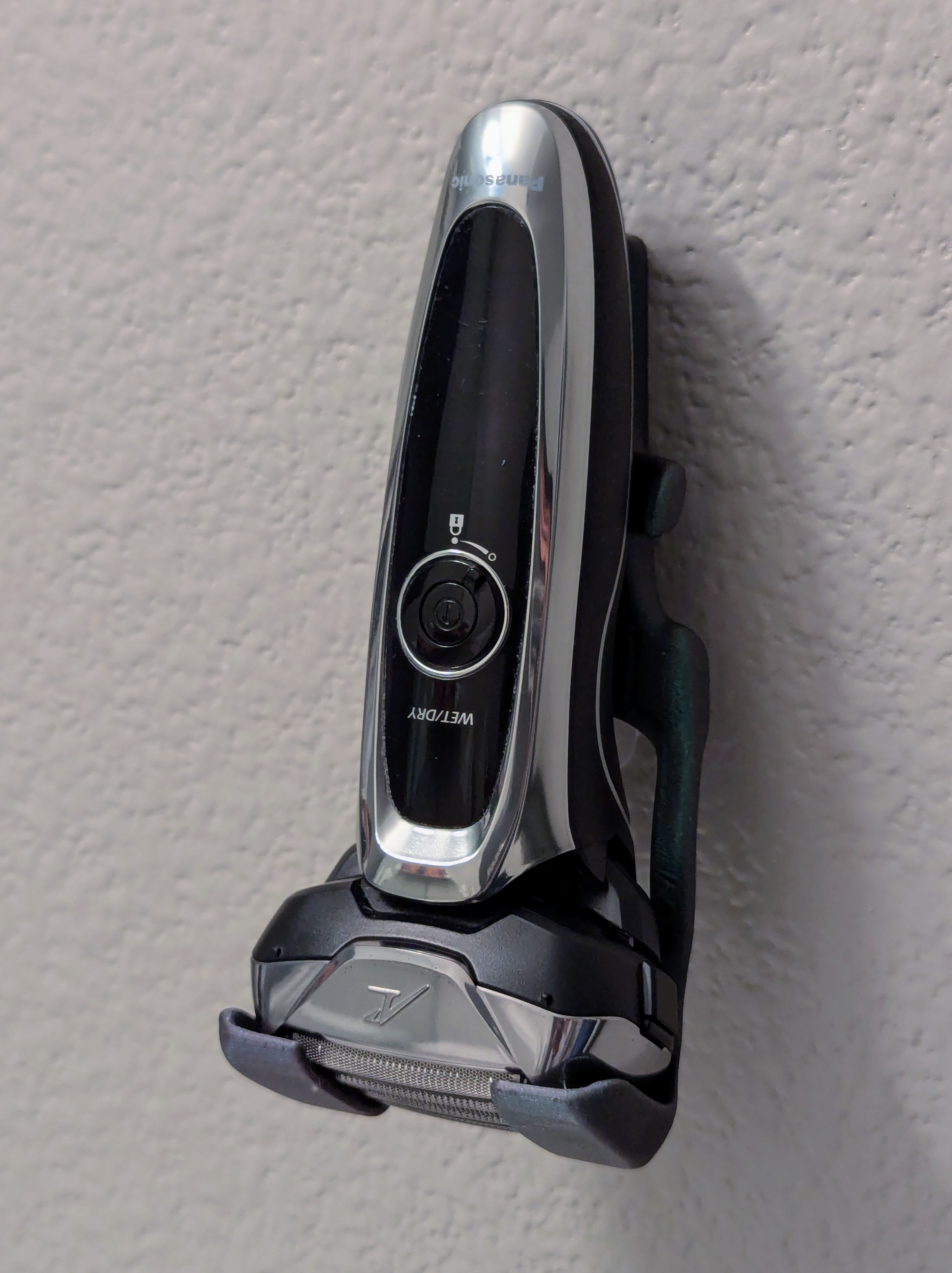 Panasonic ARC5 Shaver command strip wall mount
