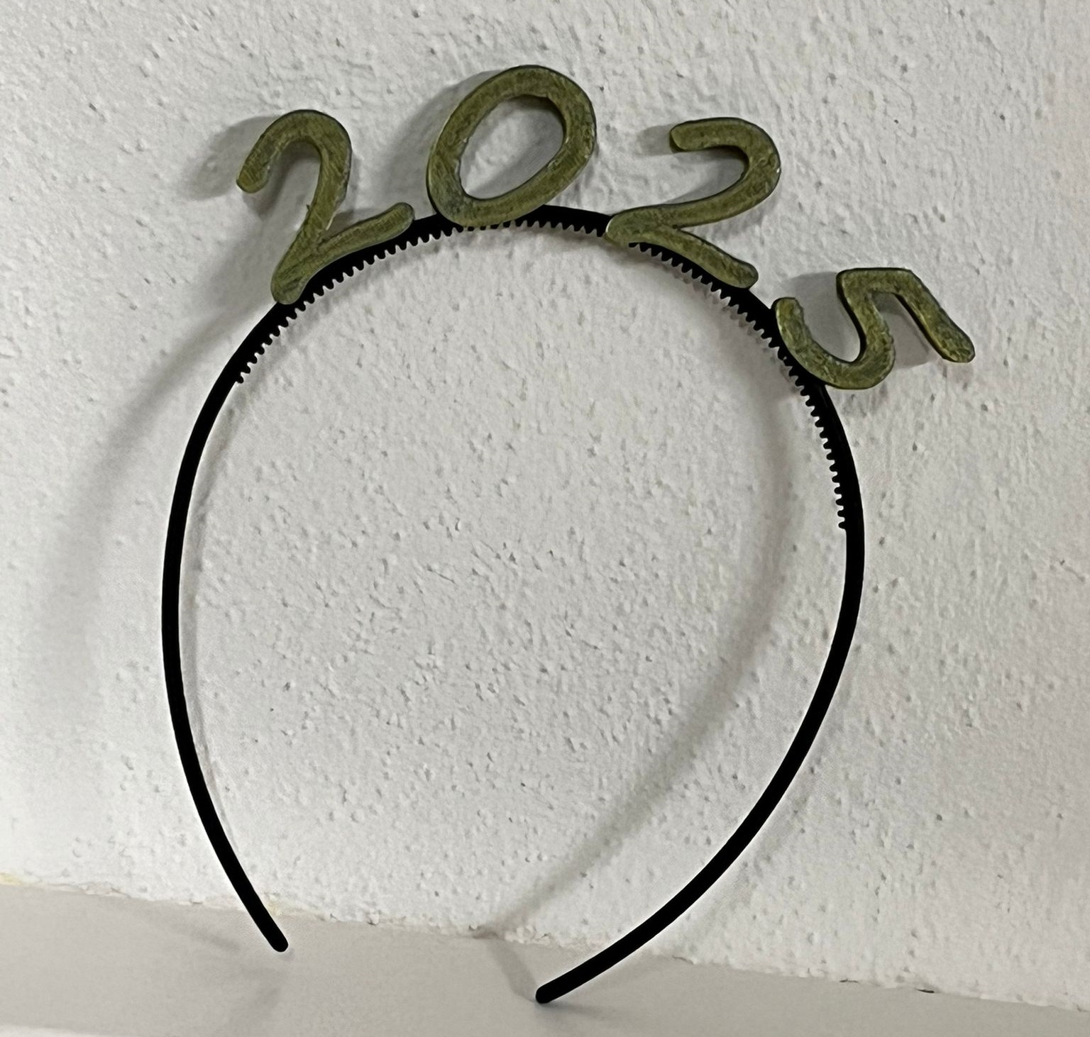 2025 Yeni Yıl Baş Bandı (Sadece Plastik Aparattır!!!) 2025 Yeni Yıl Baş Bandı (Sadece Plastik Aparattır!!!)