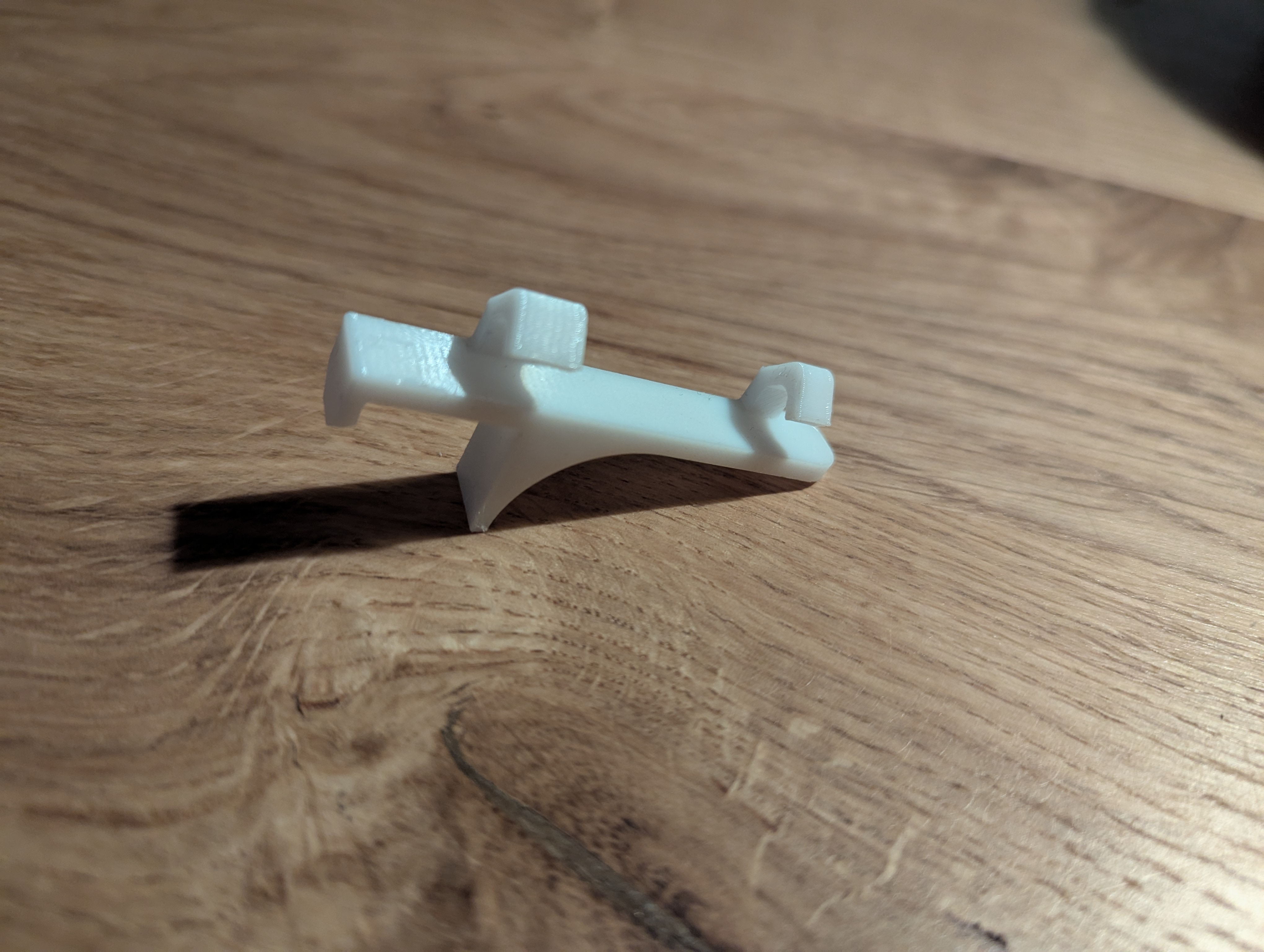Herrnhuter Stern - window power cable guide for morovian star