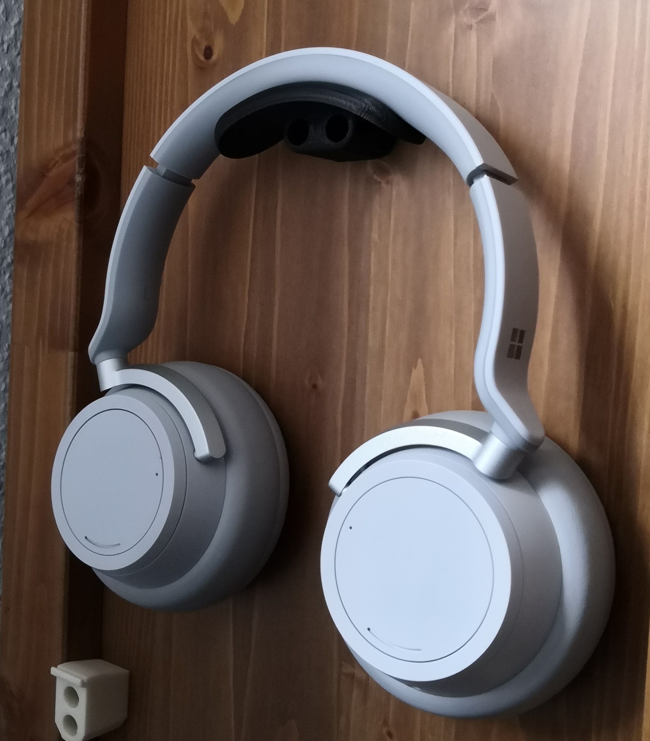 Headphone holder