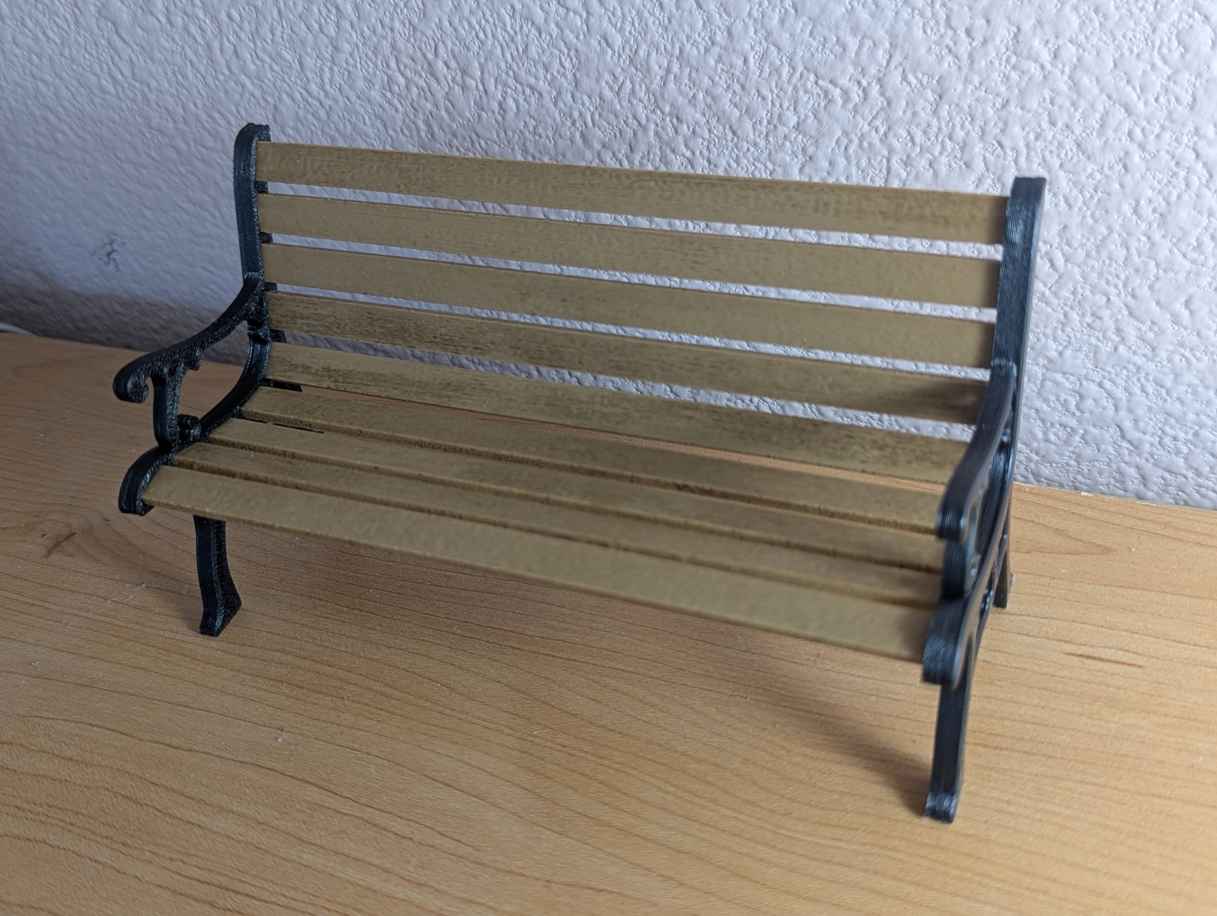 1/10 Scale Park Bench with Wood Texture
