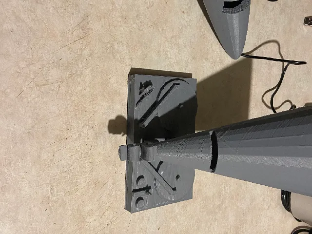 turntable looking phone amplifier