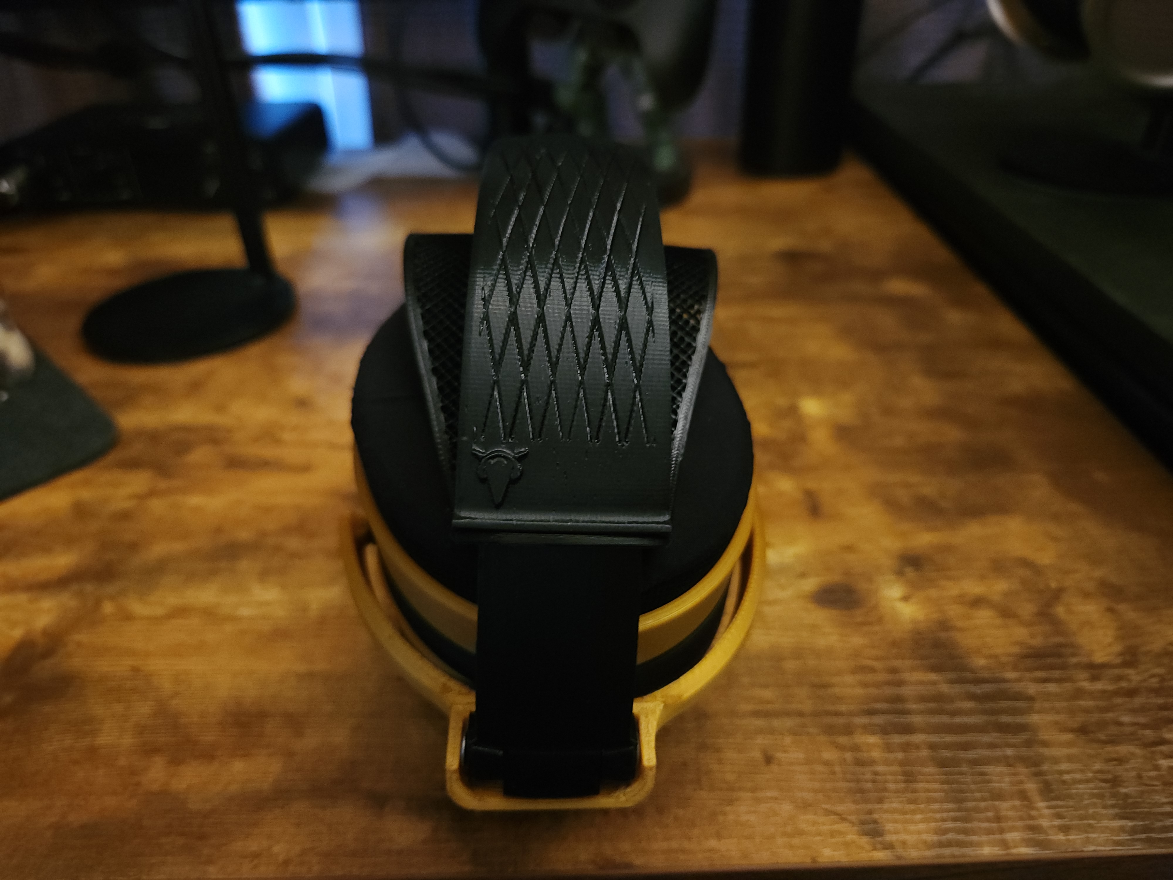 Miniatura 6 do modelo 3D Capra Headband V3