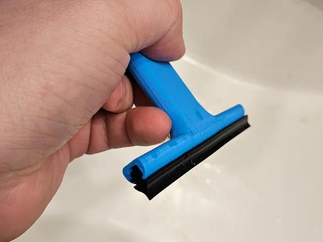Squeege