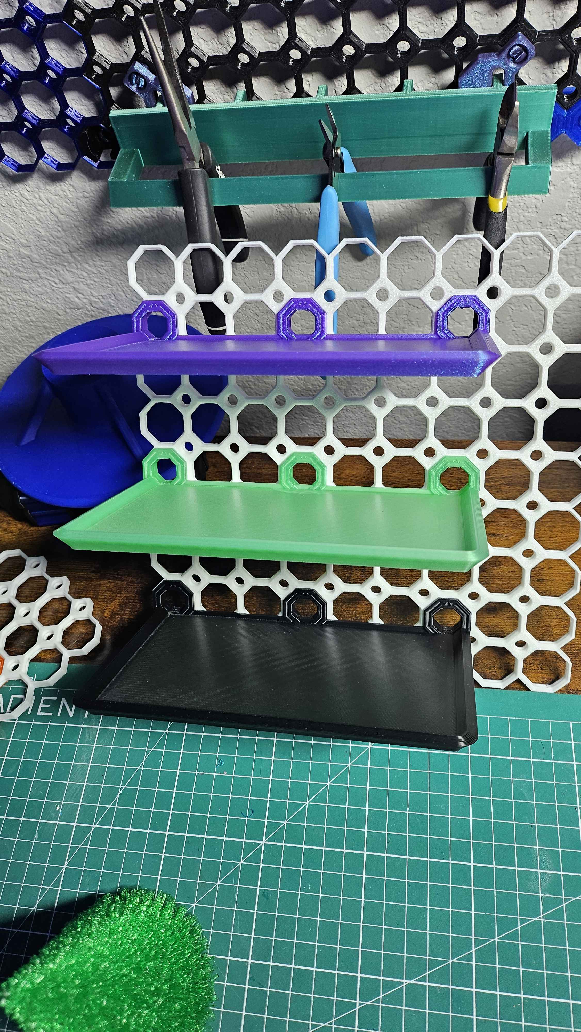 Triple Snap Multiboard Shelf