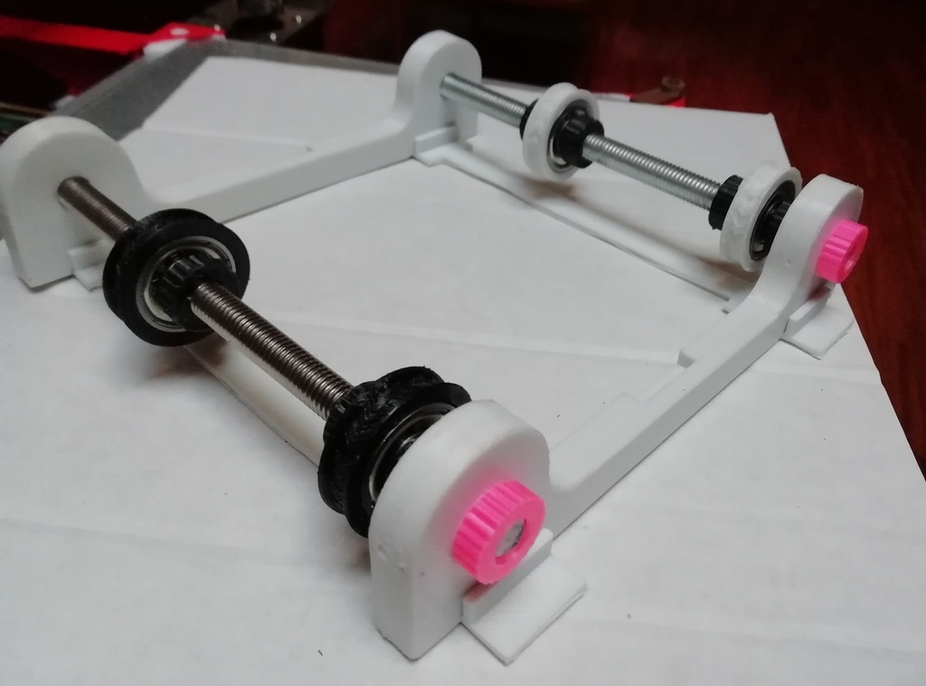 filament spool holder - radial bearings fine adjustment