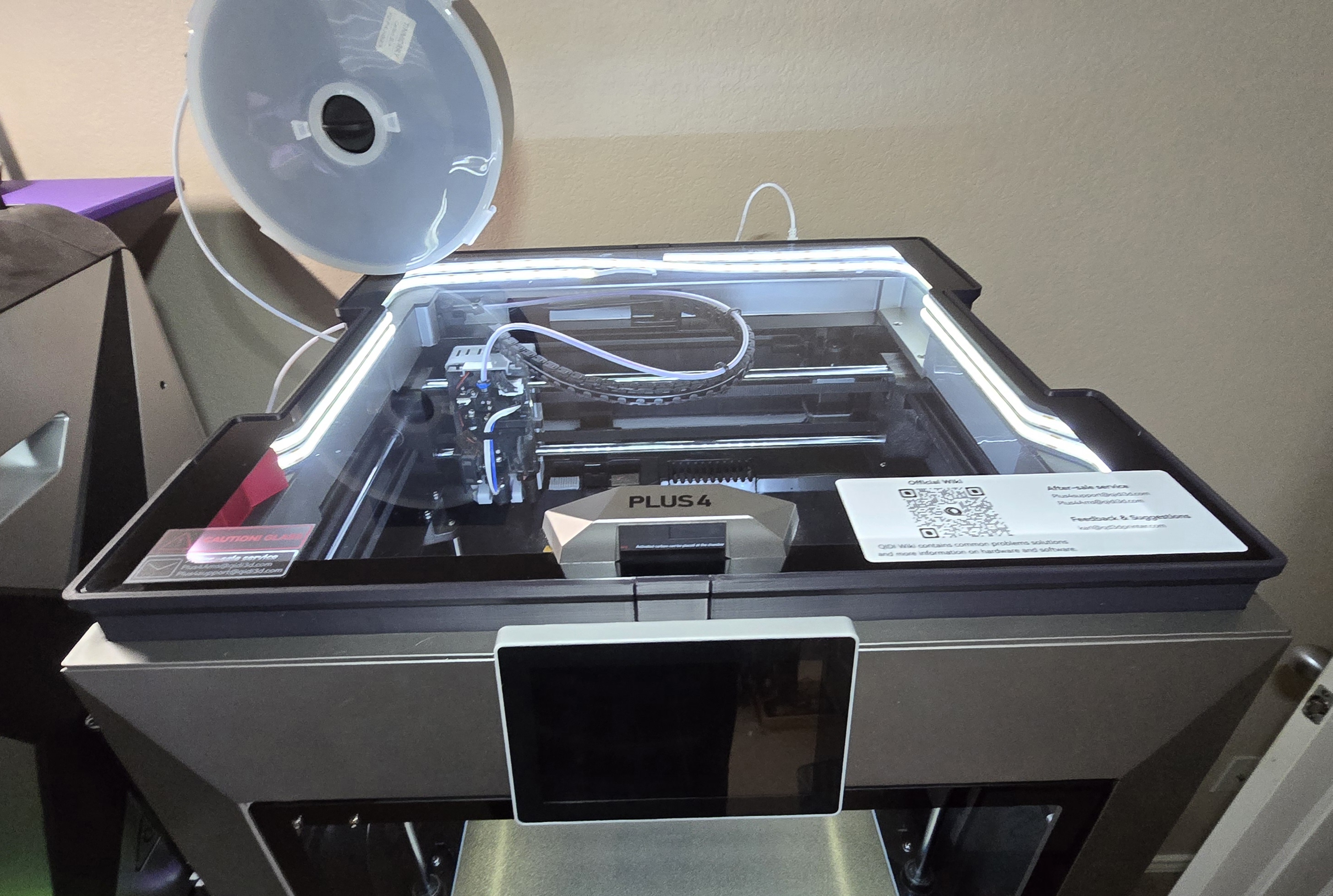 Qidi Plus 4 Lid Riser for Mounting Light Strip