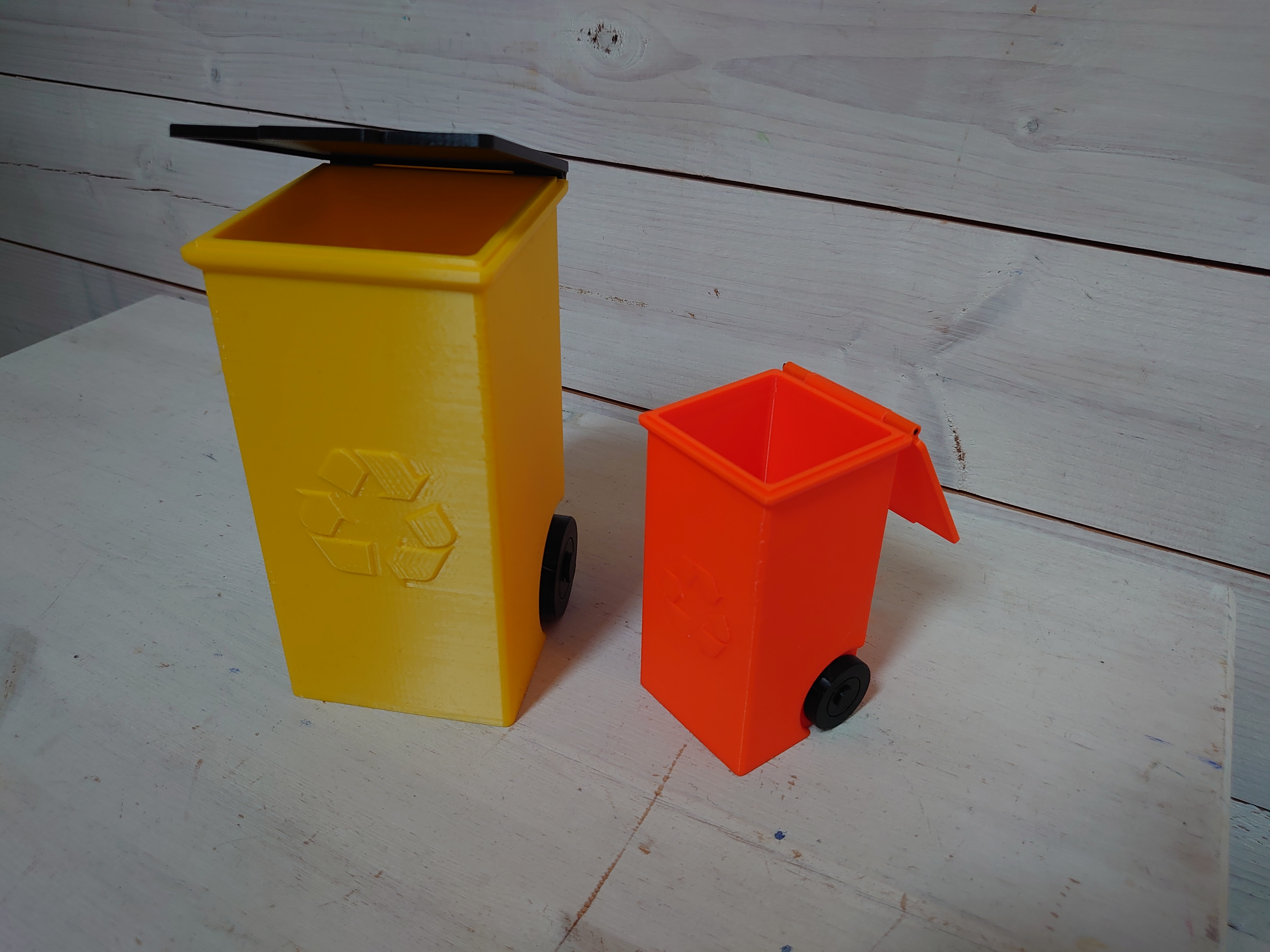 Miniatura 12 do modelo 3D Toy Trash/Garbage Bin