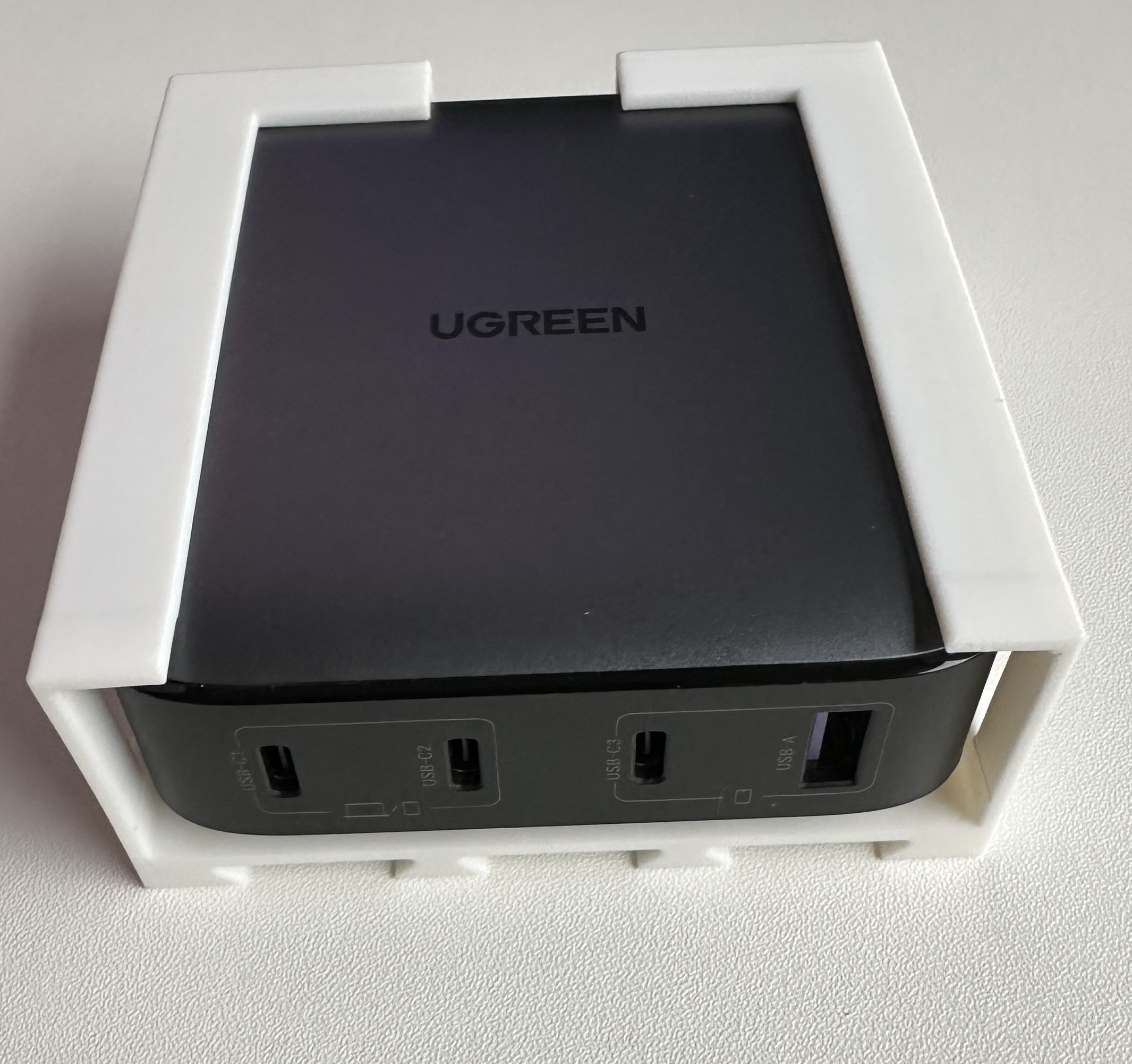 UGREEN Nexode 100W Desktop Charger Mount based on Underware 2.0 Customizer
