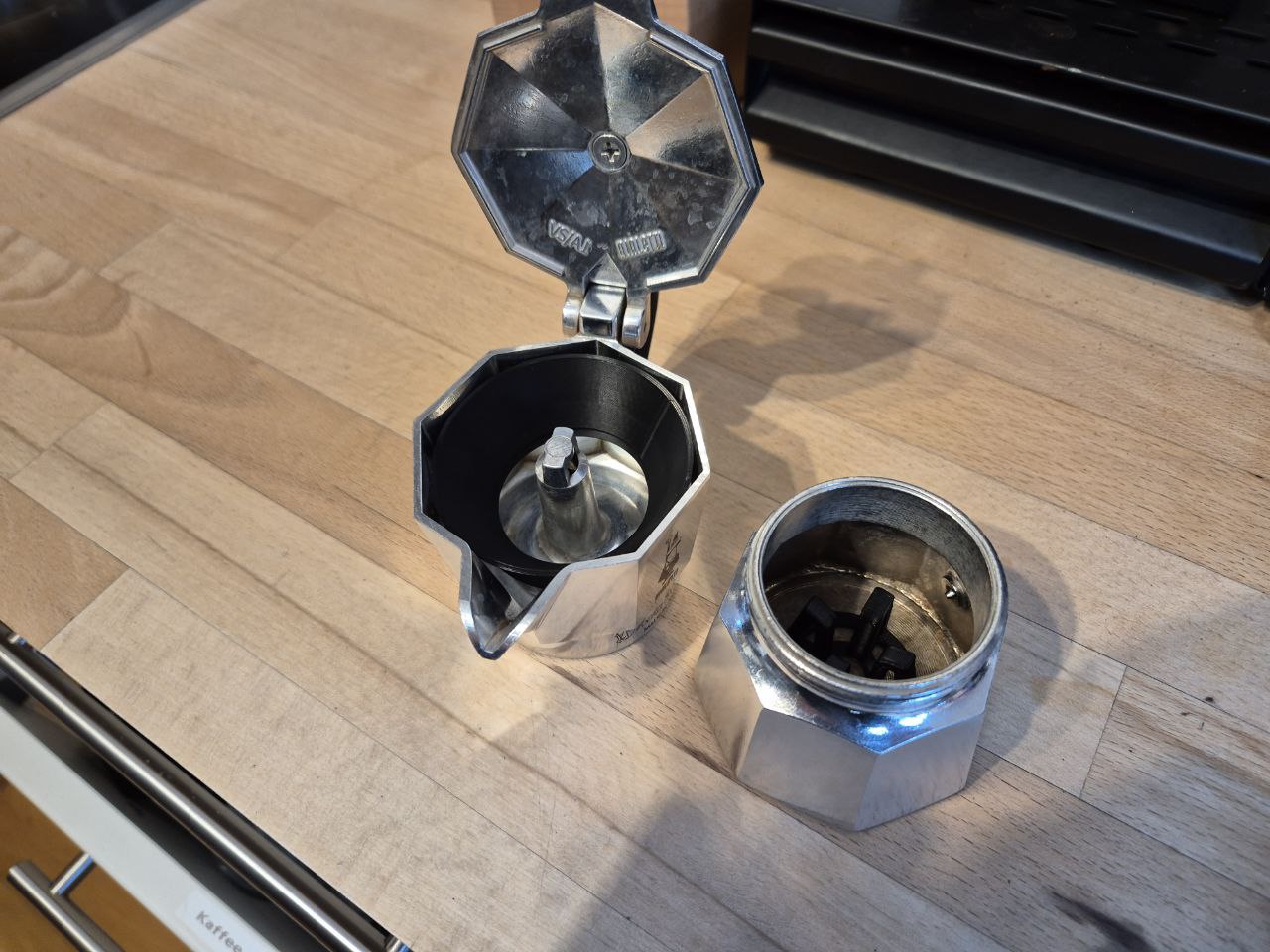 Funnel and Stand for 1 Cup Bialetti Mokka Express — thumbnail 5