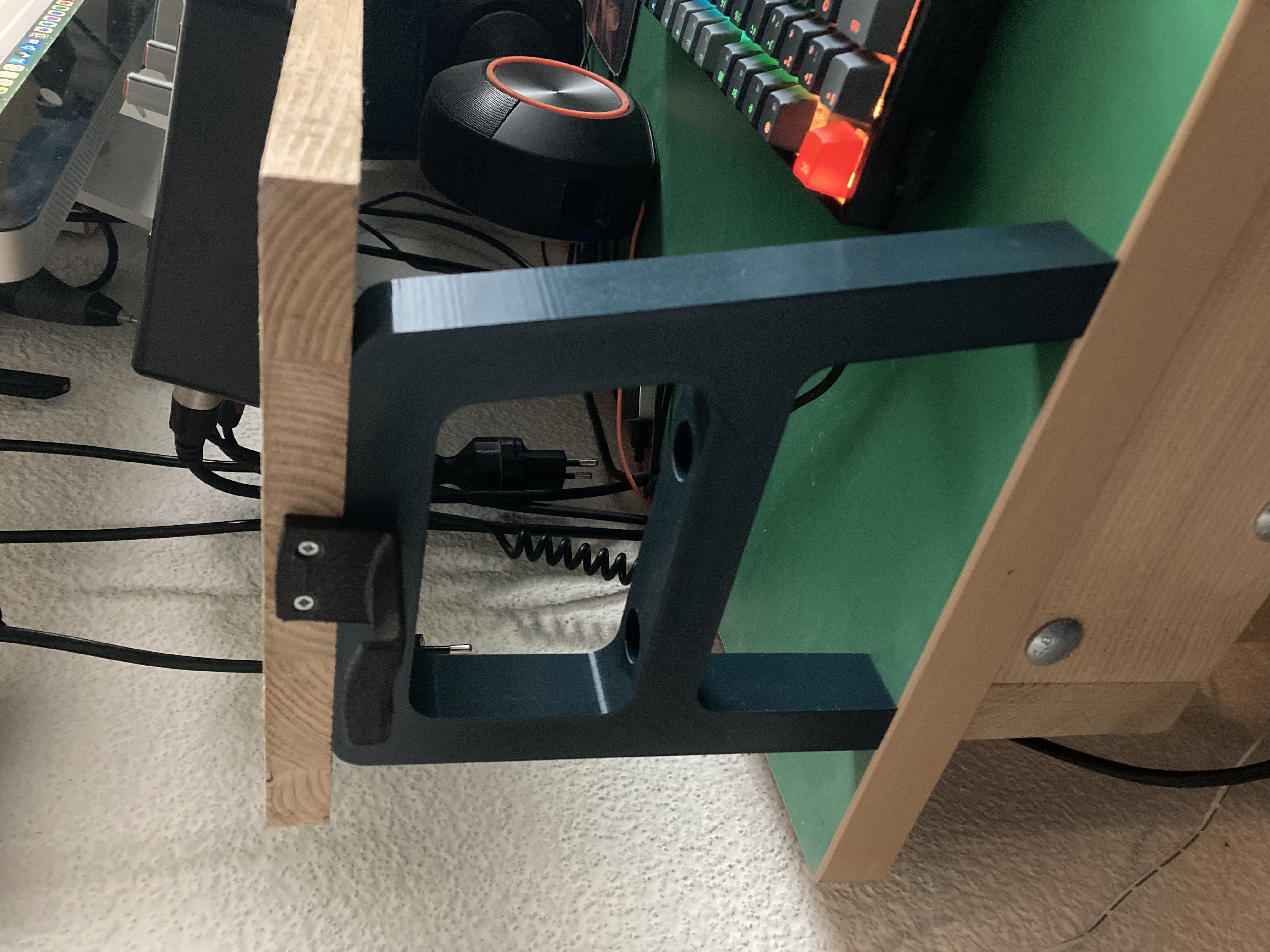 Modern PI shaped desk riser / monitor riser (Prusa mini compatible)
