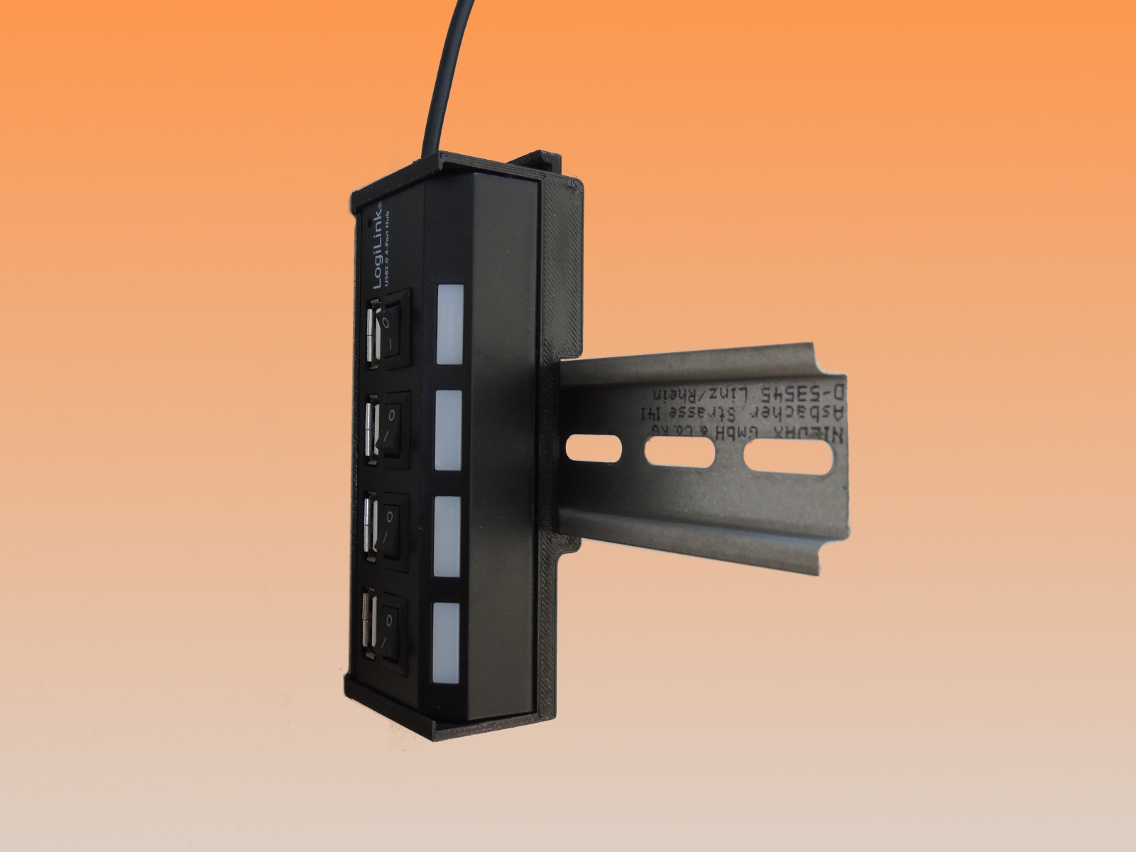 DIN-Rail Adapter for Logilink UA0128