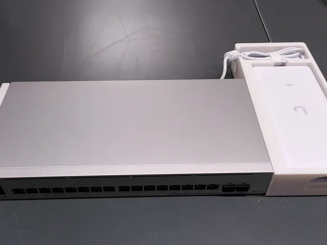 Rackmount Unifi Pro Max 16 and POE