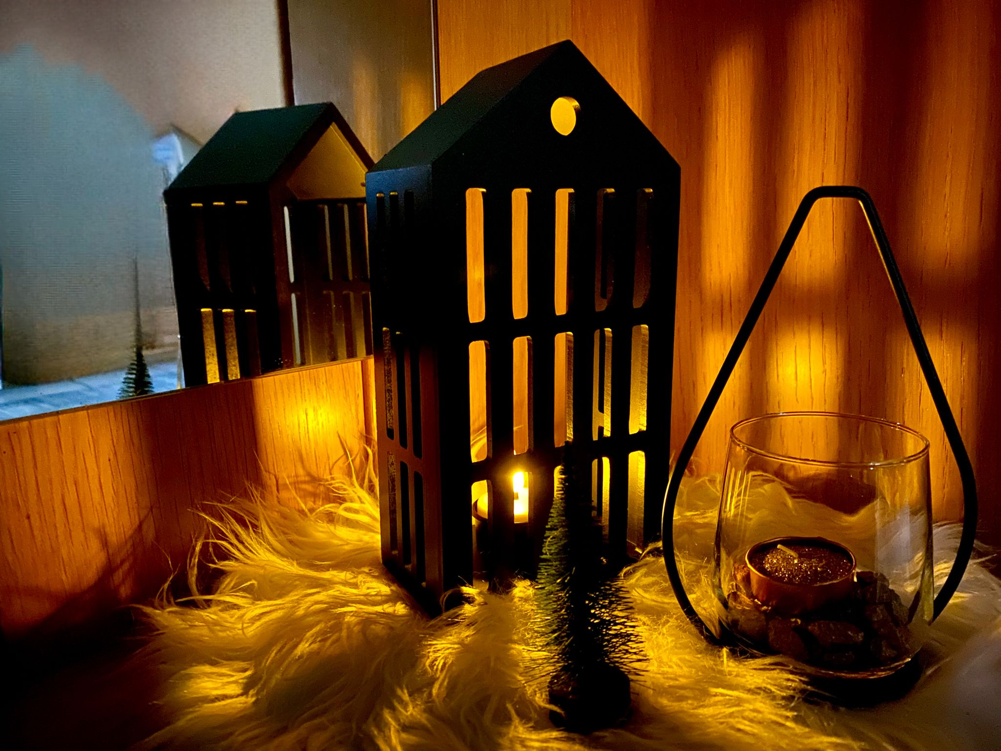 Nordic Glow - Scandinavian Christmas Tealight House