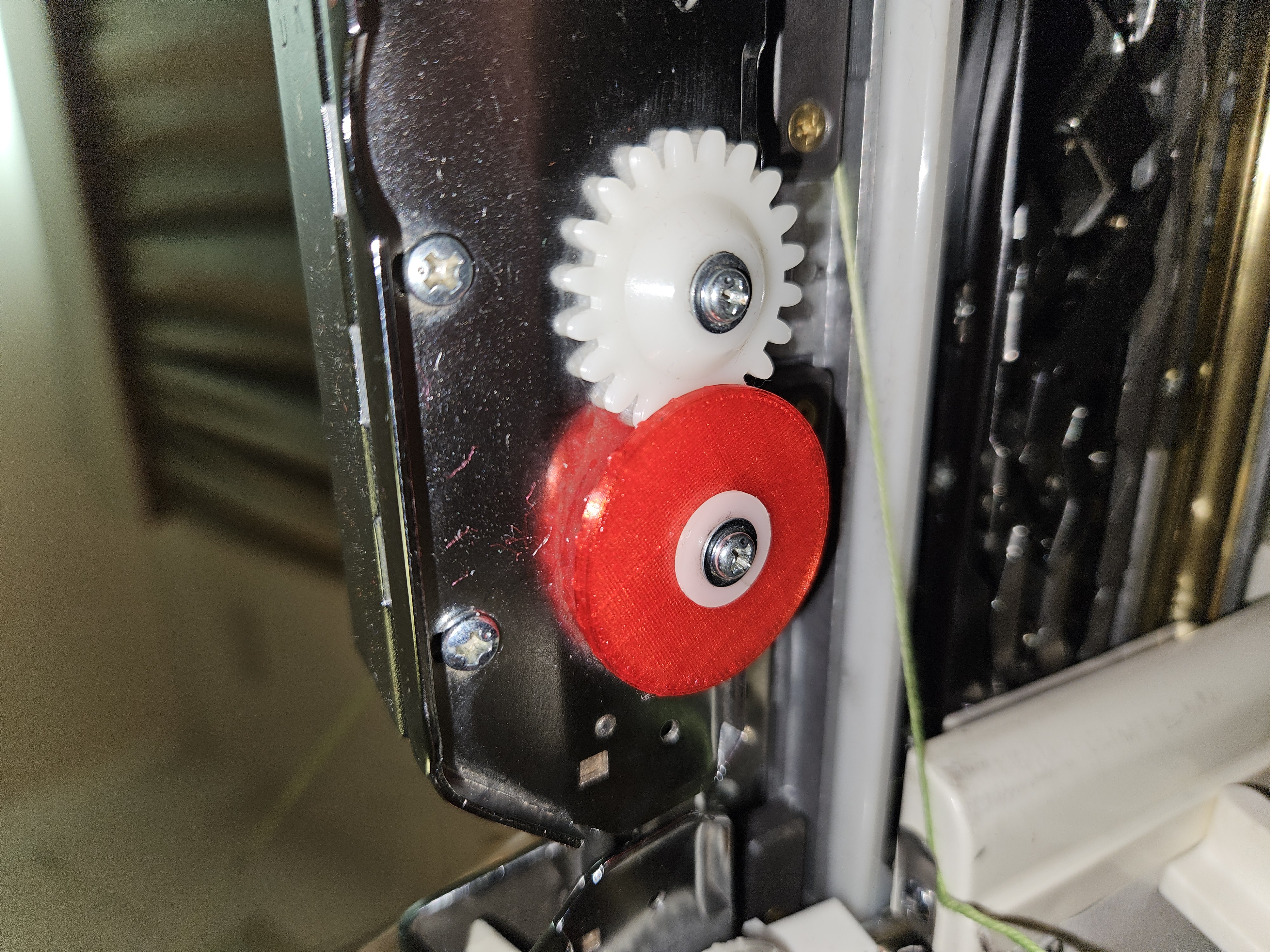 SK280 sinker plate rubber wheel thingy