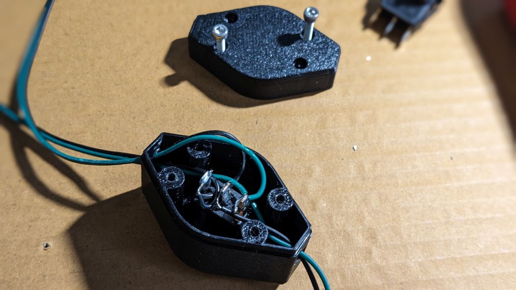 inline 12v toggle switch housing — miniatura 2
