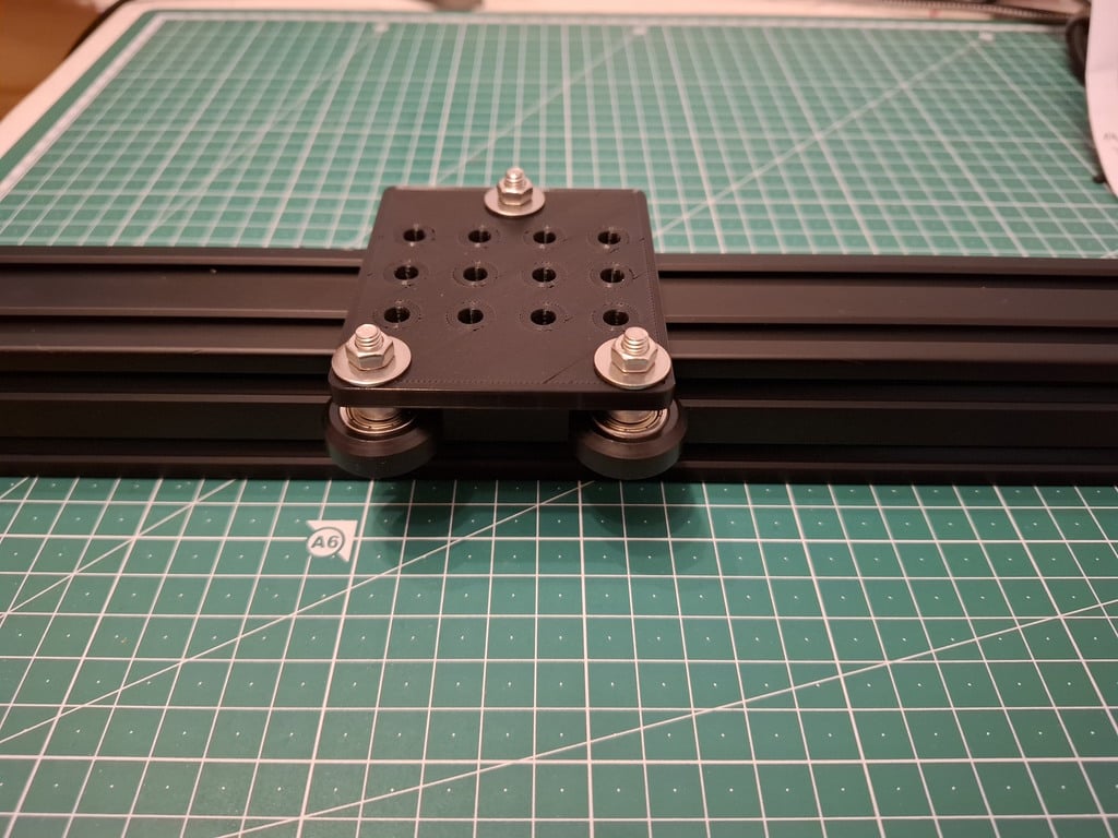 Roller wheel gantry plate for 2040 4040 vslot extrusion - similar to openbuilds