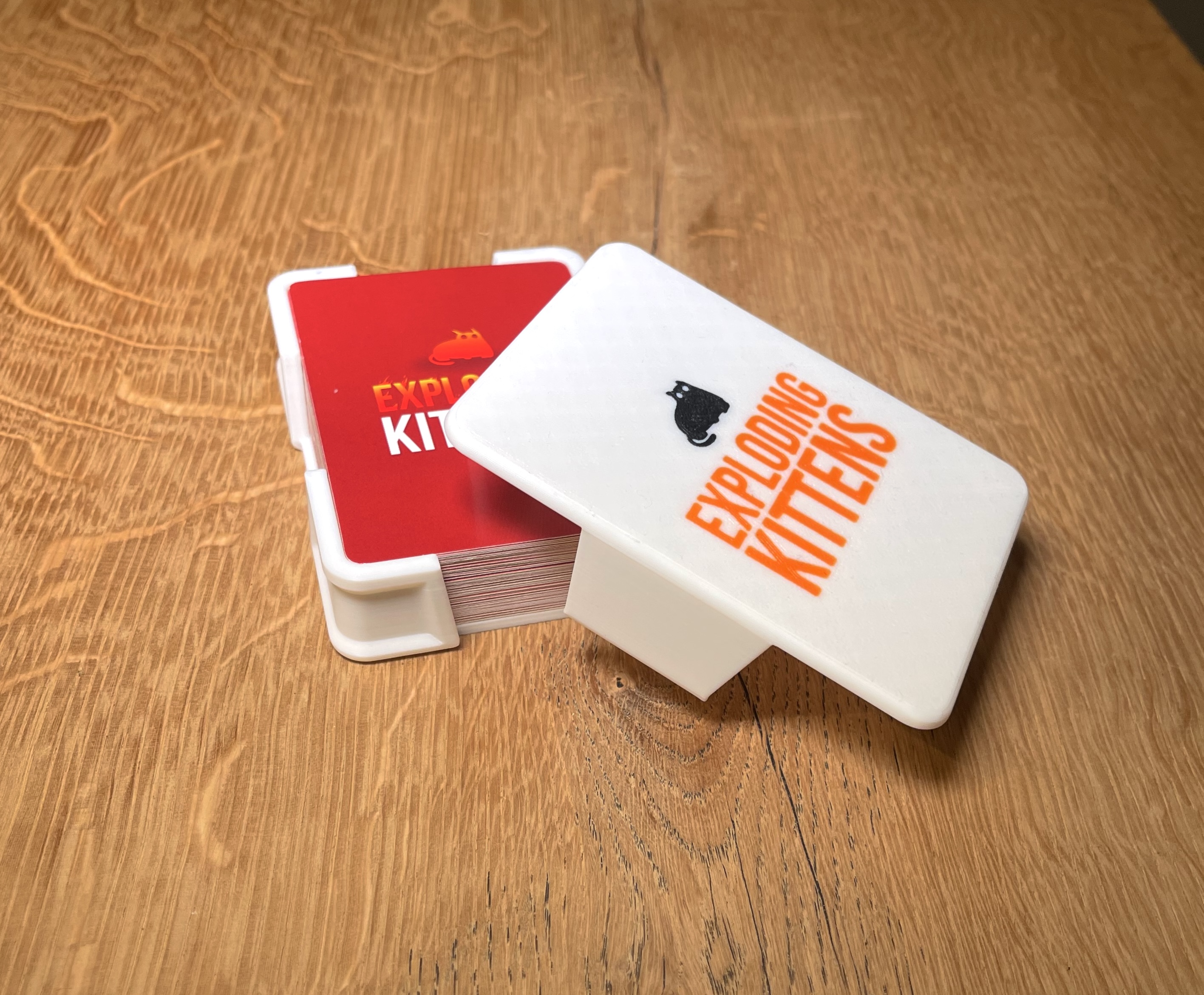 Miniatura 2 do modelo 3D Exploding kittens box - Compact and durable