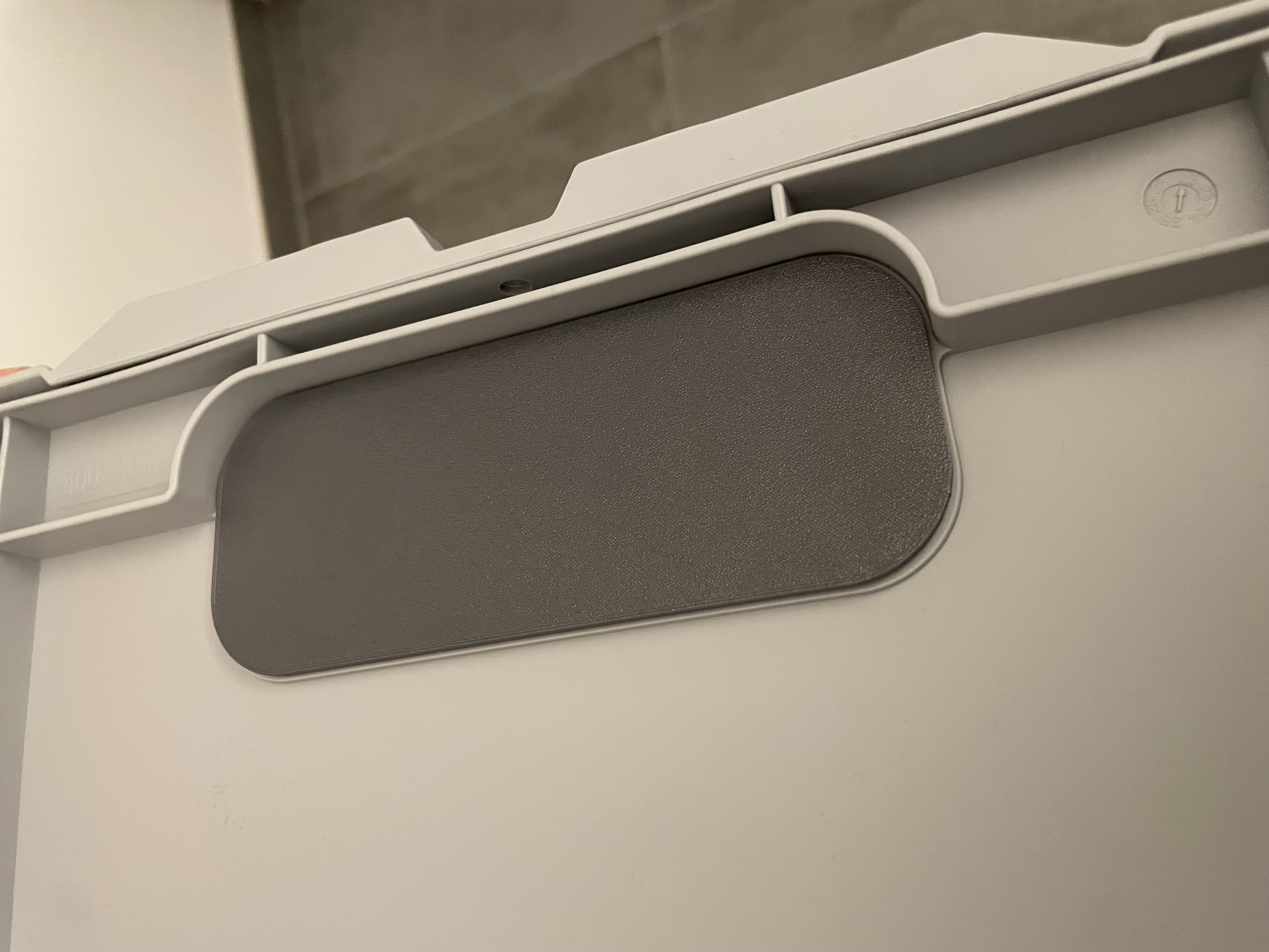 Eurobox Handle Filler / Dustcover