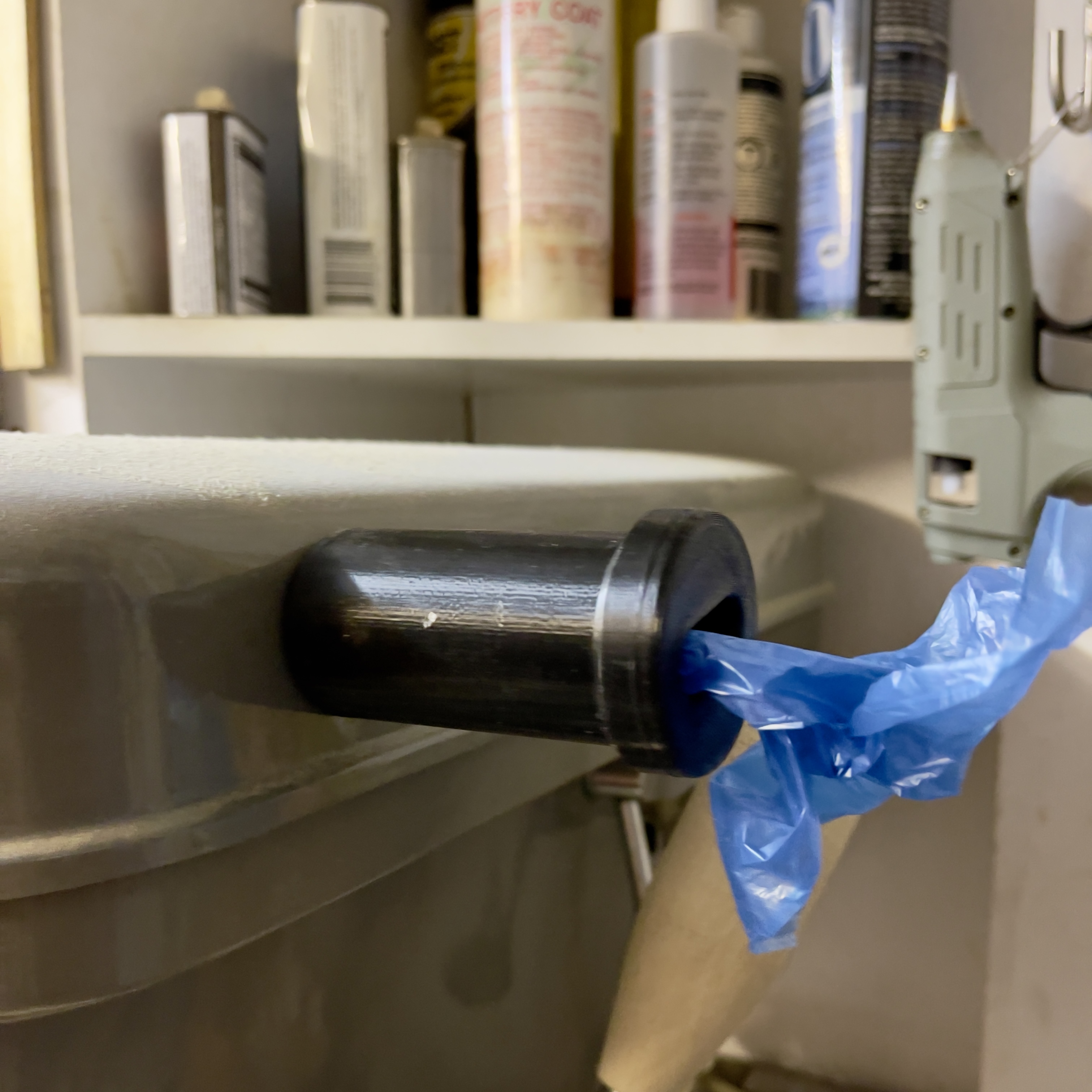 Magnetic Dog Poop Bag Holder & Dispenser for Dirty Jobs