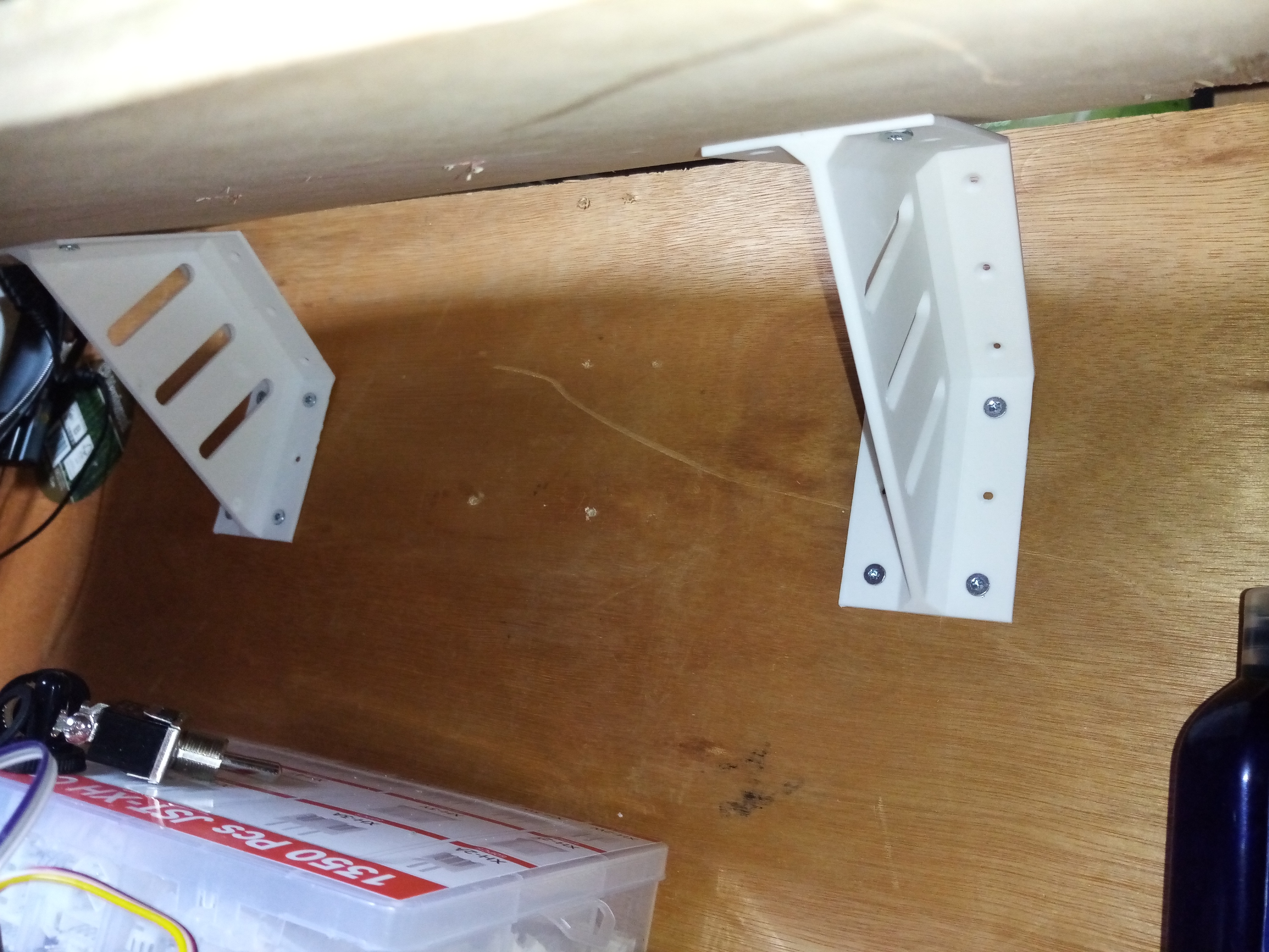 60° Offset Gusseted Support Bracket – Reinforced