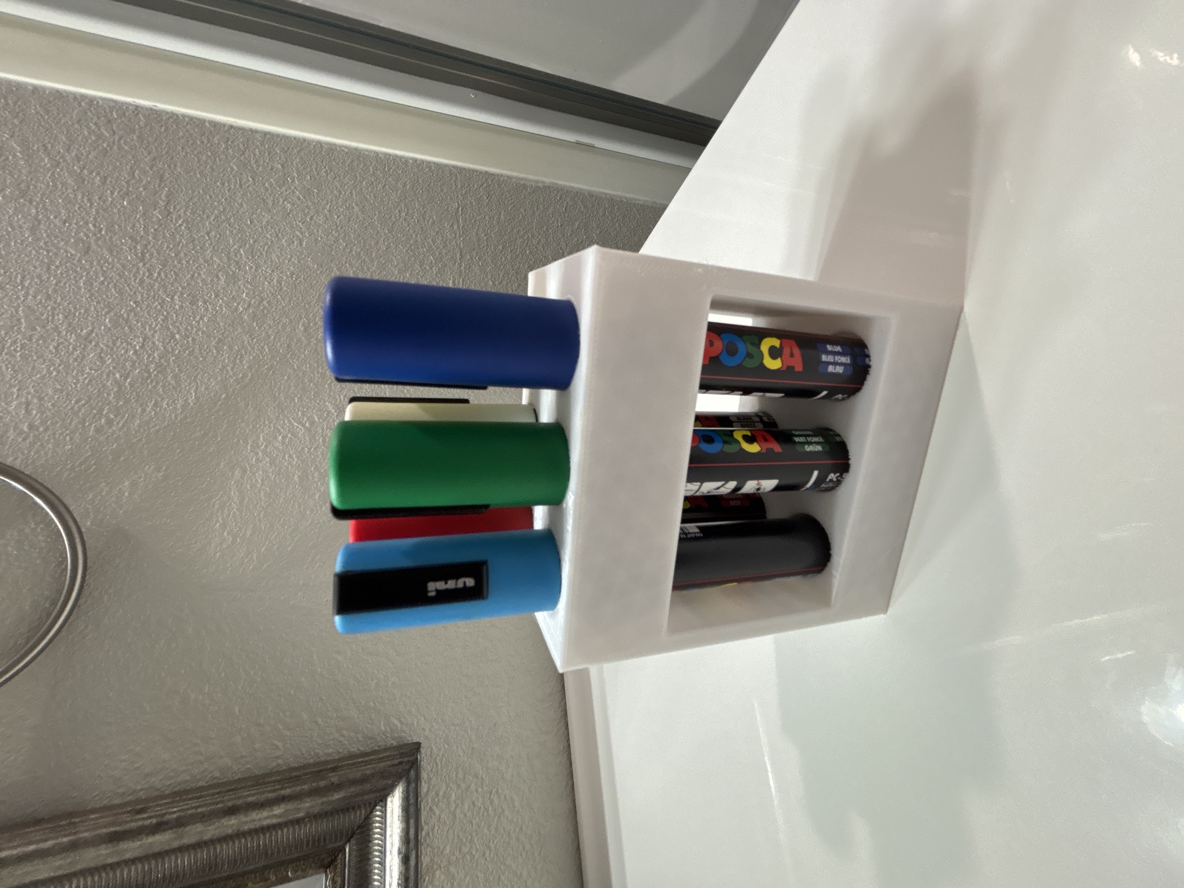Posco Pen Holder