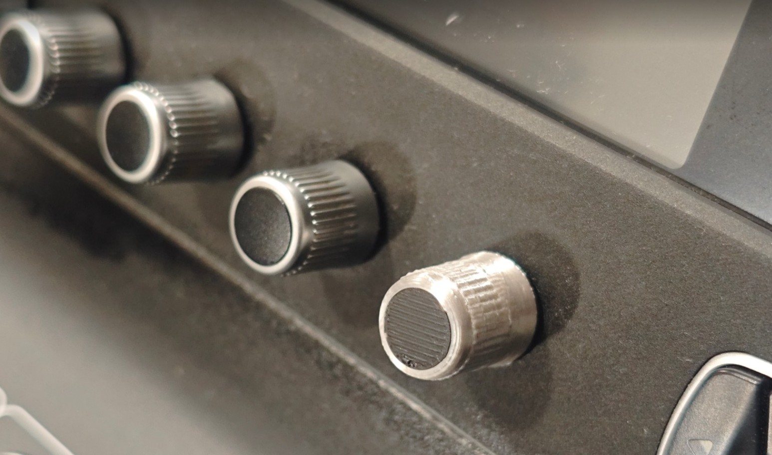Midas M32 - rotate encoder